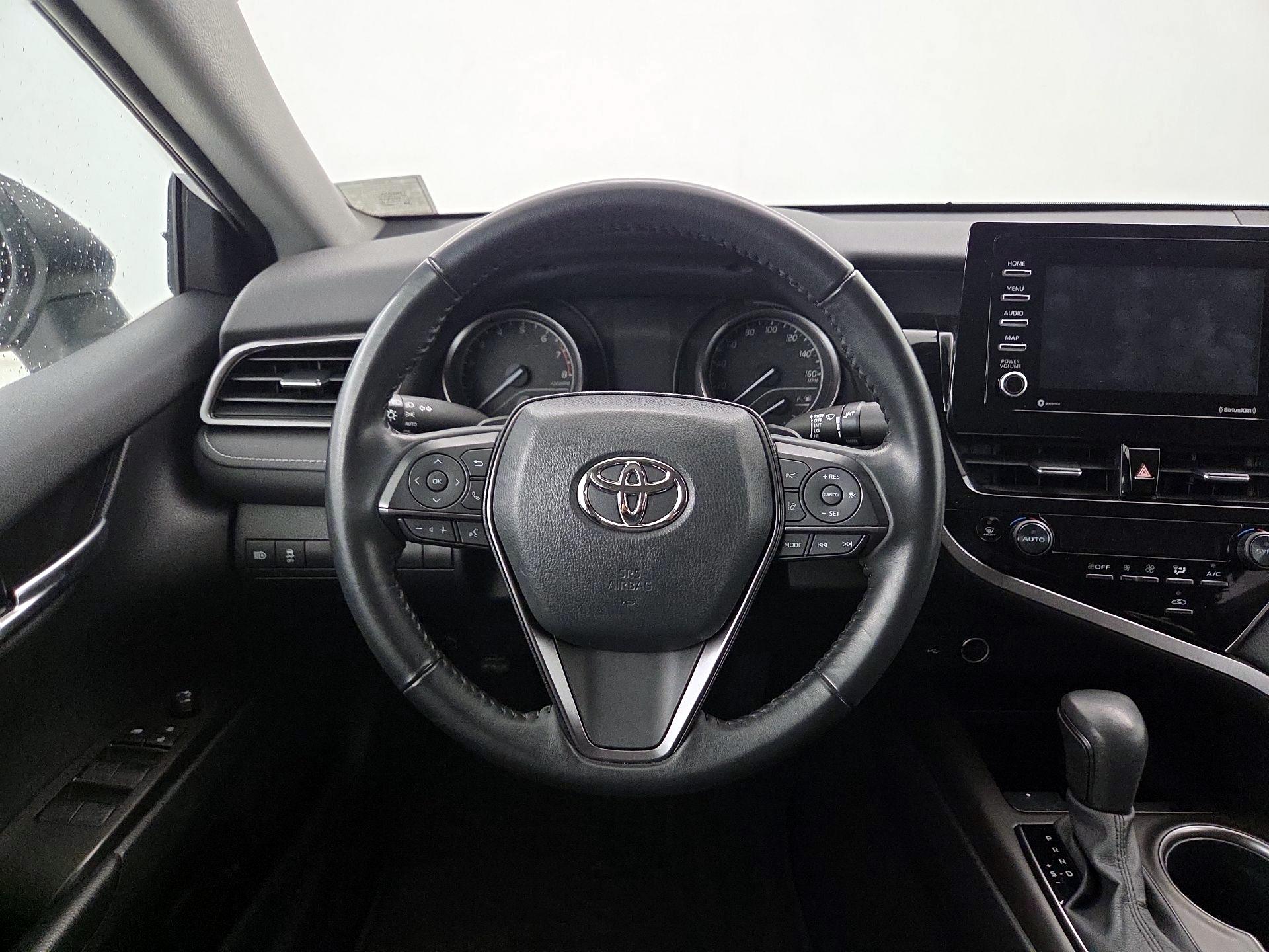 Thumbnail: 2023 Toyota Camry - 10