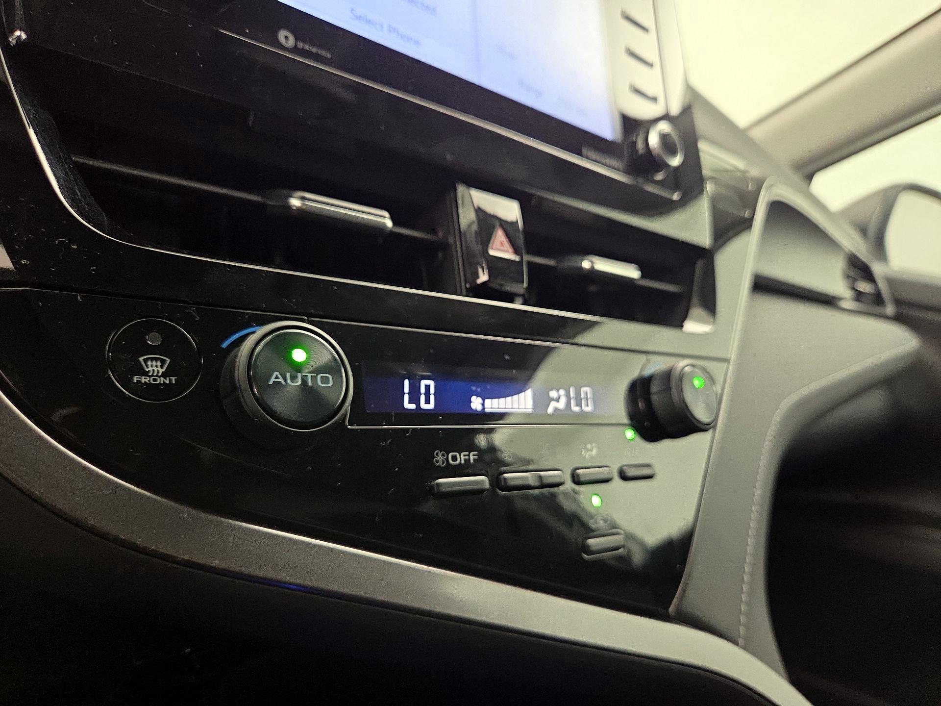 Thumbnail: 2023 Toyota Camry - 16