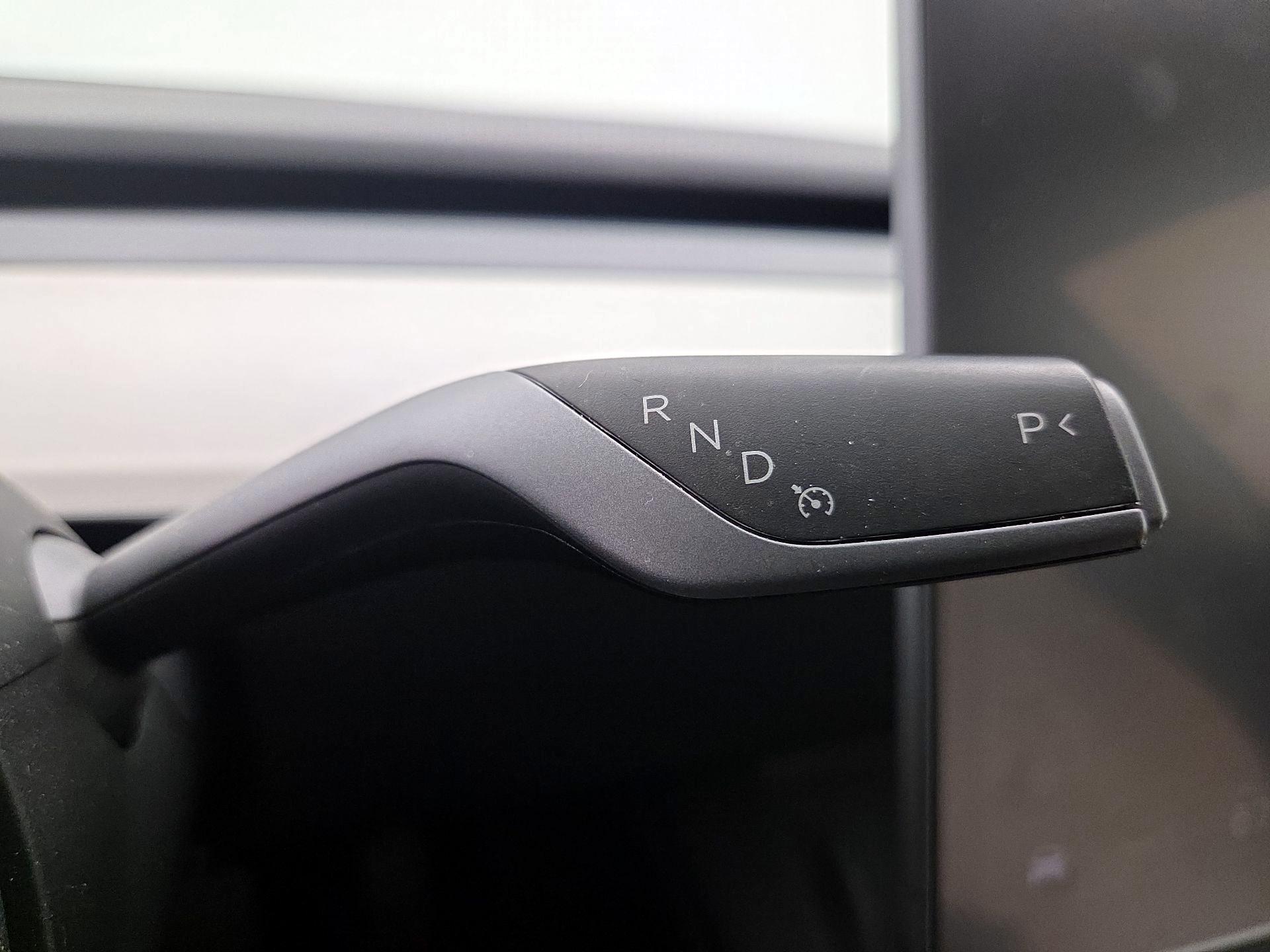 Thumbnail: 2023 Tesla Model 3 - 17