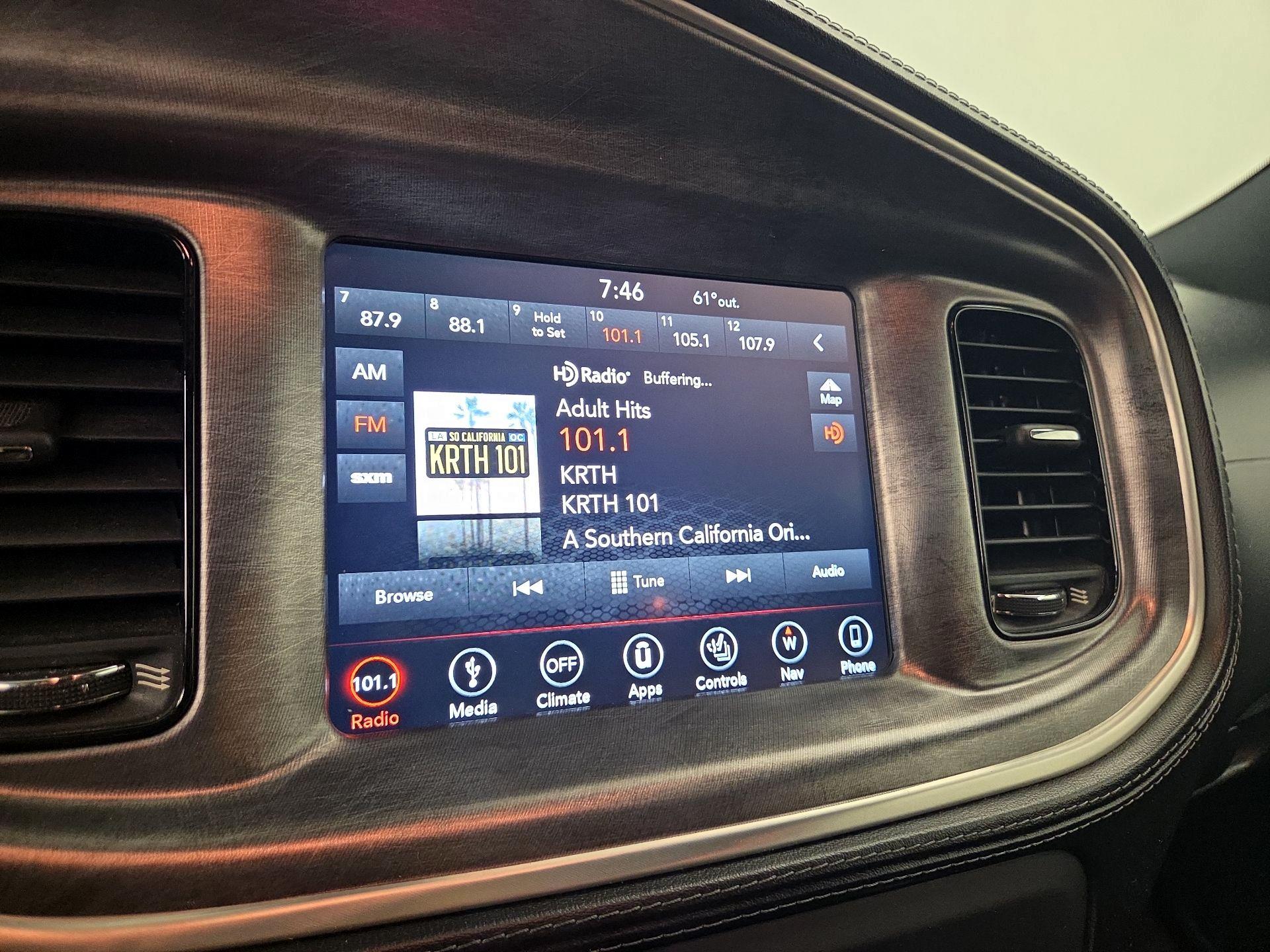 Thumbnail: 2019 Dodge Charger - 16