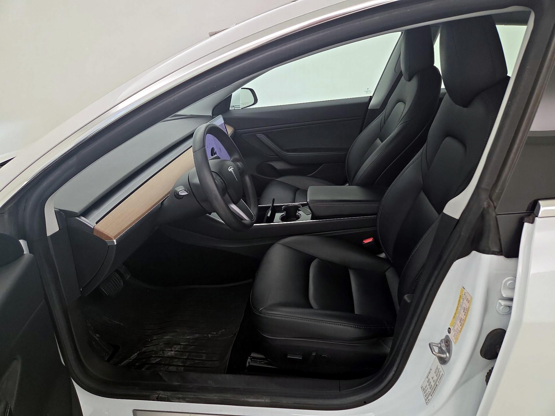 Thumbnail: 2019 Tesla Model 3 - 11