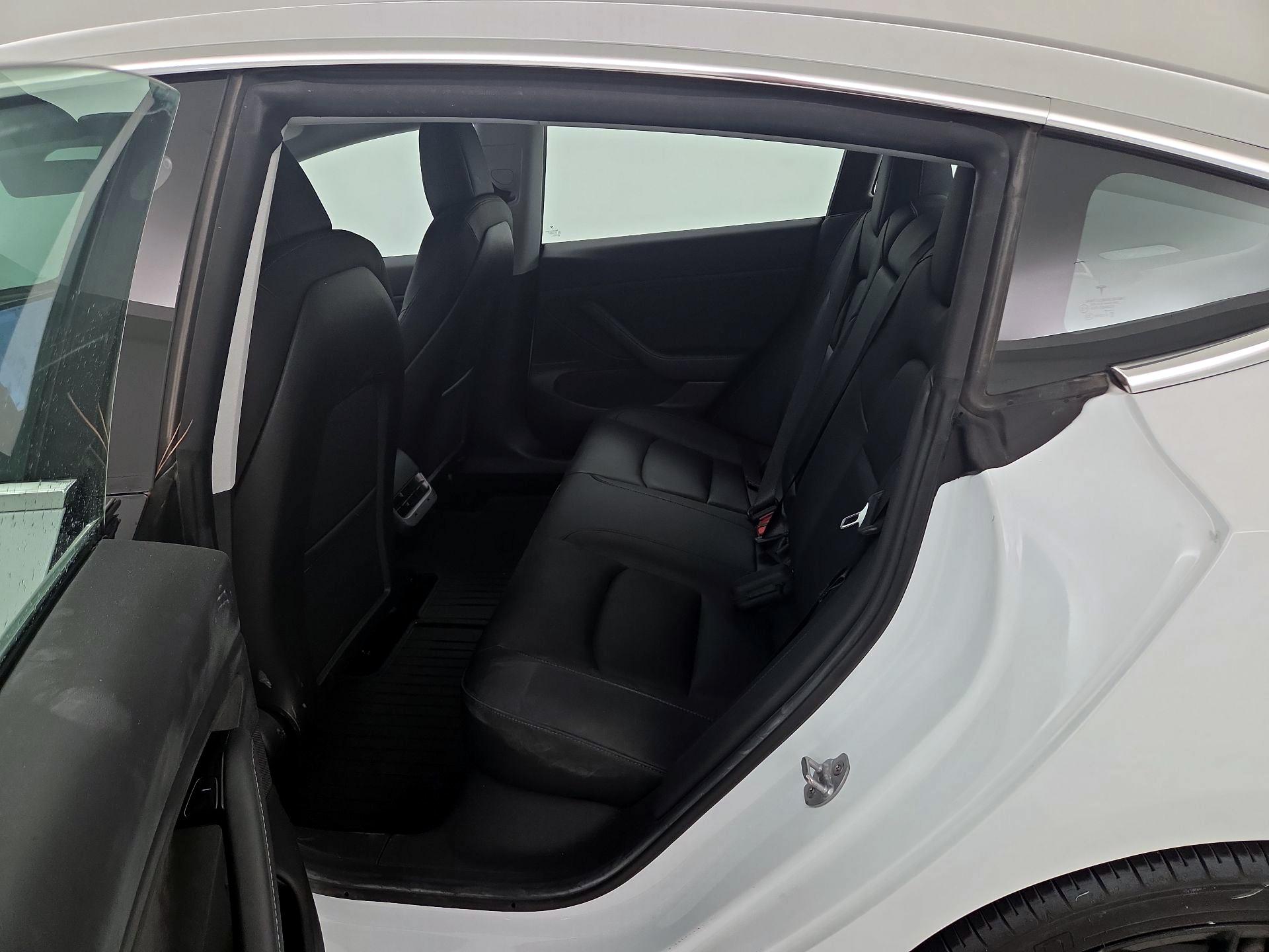 Thumbnail: 2019 Tesla Model 3 - 19