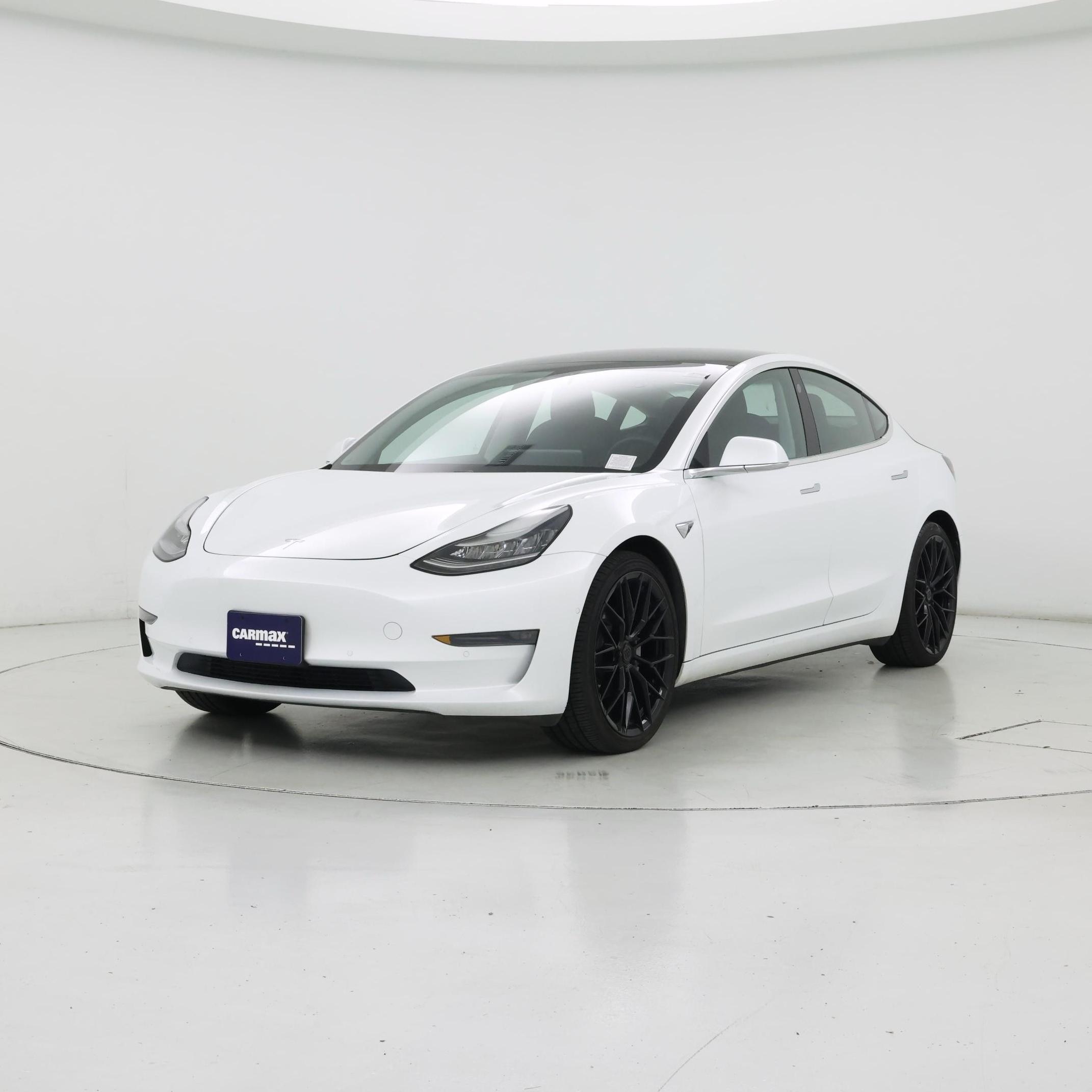Thumbnail: 2019 Tesla Model 3 - 4