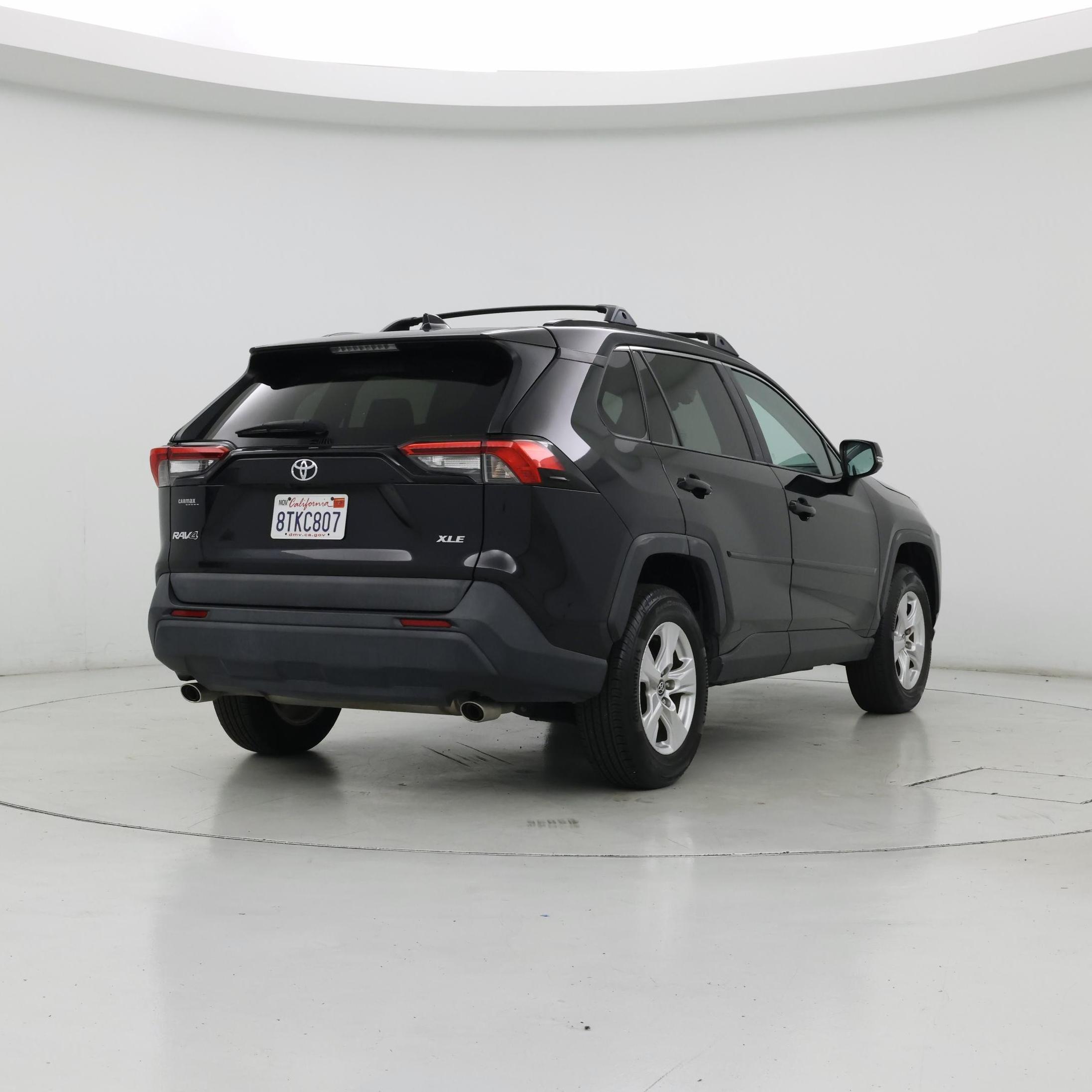 Thumbnail: 2020 Toyota RAV4 - 8