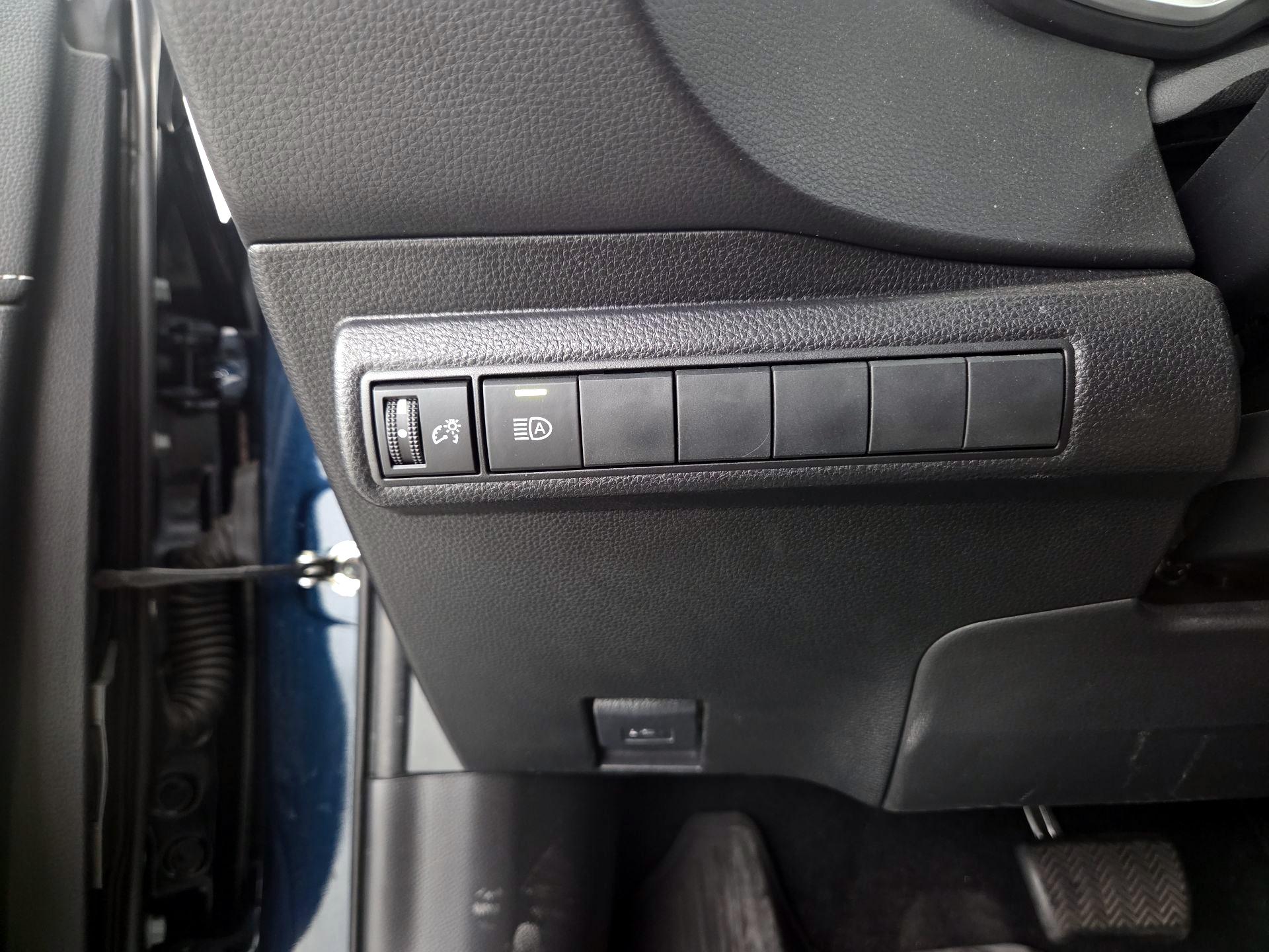 Thumbnail: 2022 Toyota Corolla - 13