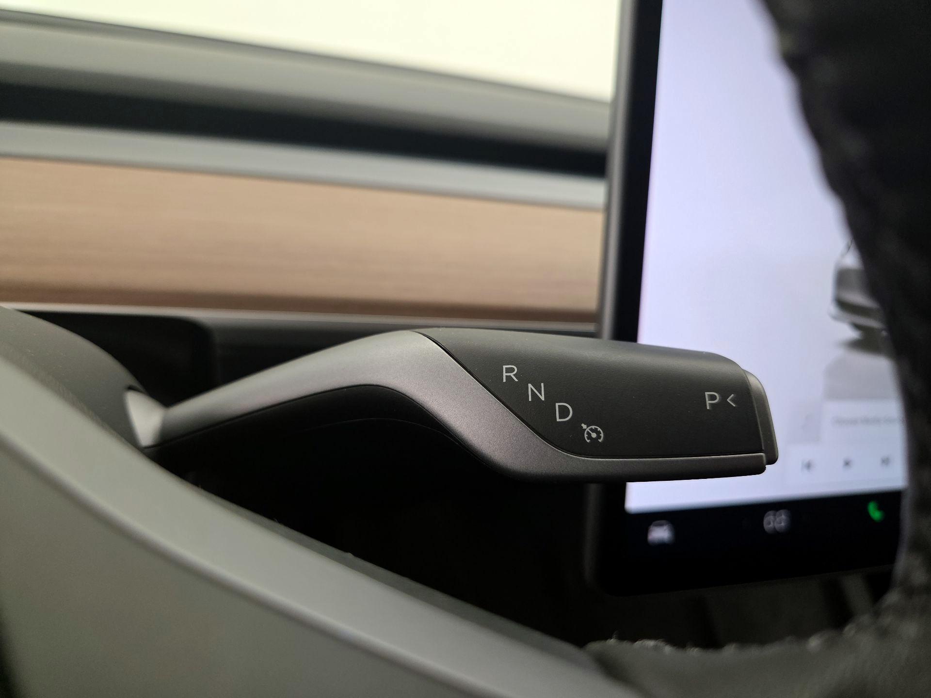 Thumbnail: 2023 Tesla Model 3 - 17