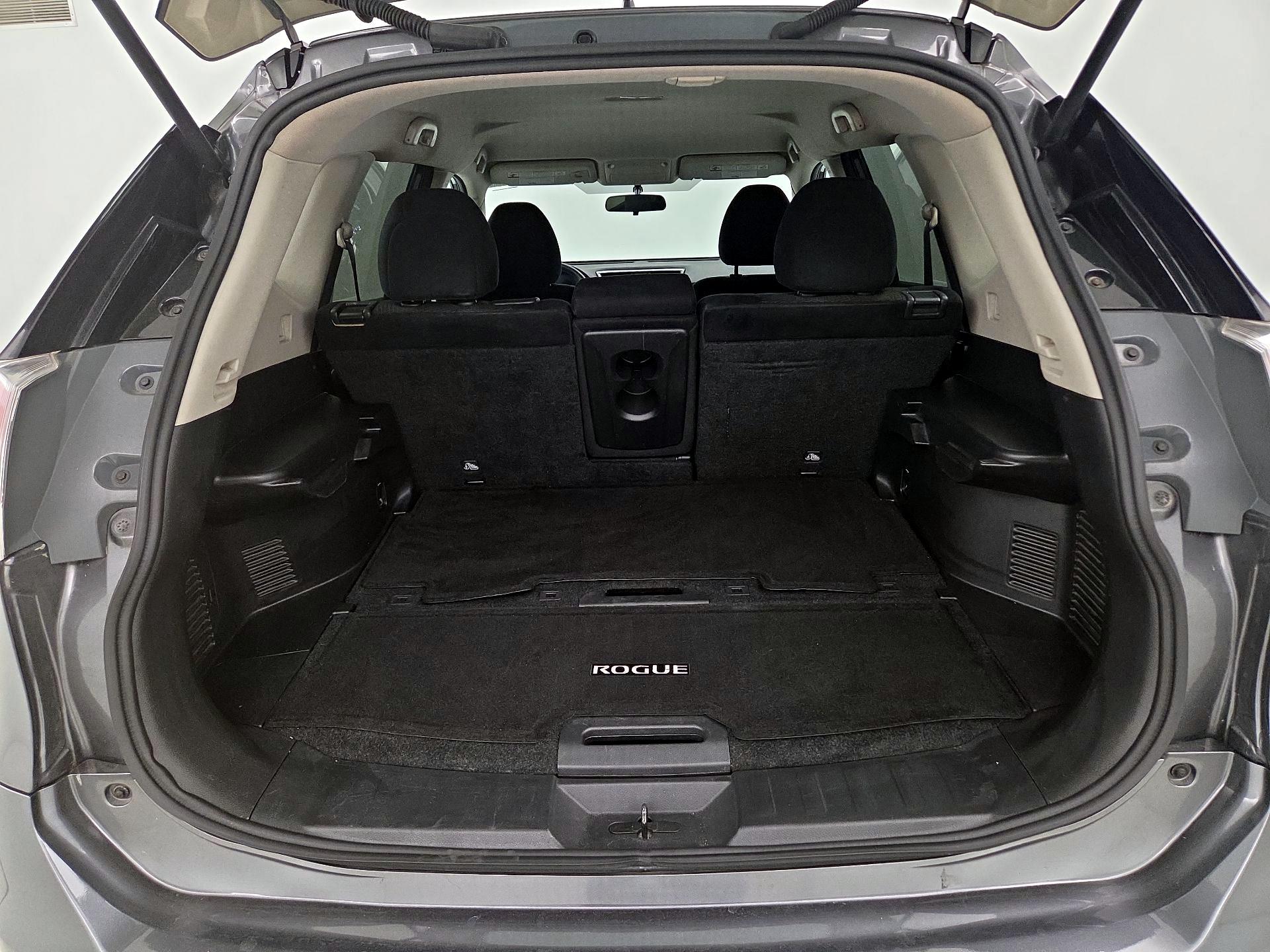 Thumbnail: 2015 Nissan Rogue - 20