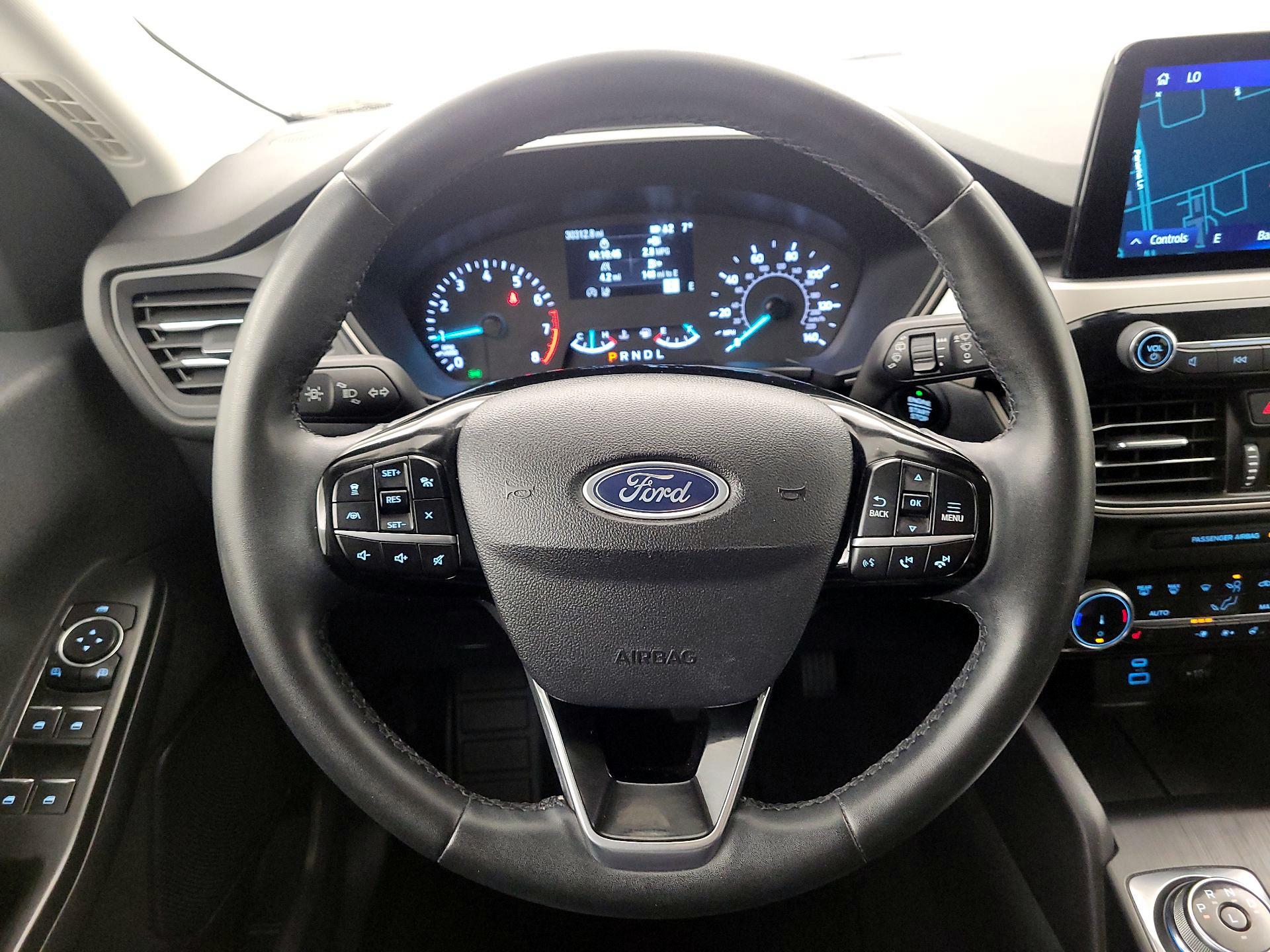 Thumbnail: 2022 Ford Escape - 10