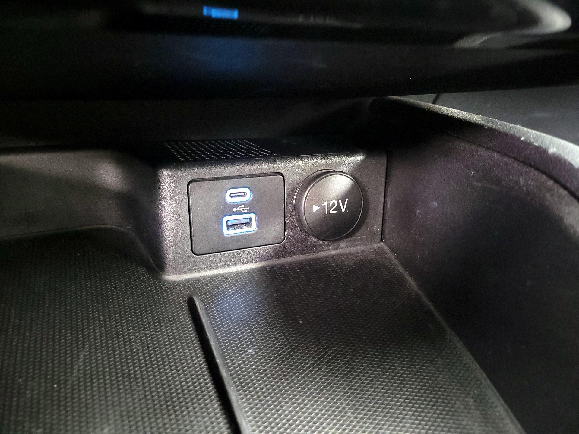 Thumbnail: 2022 Ford Escape - 19