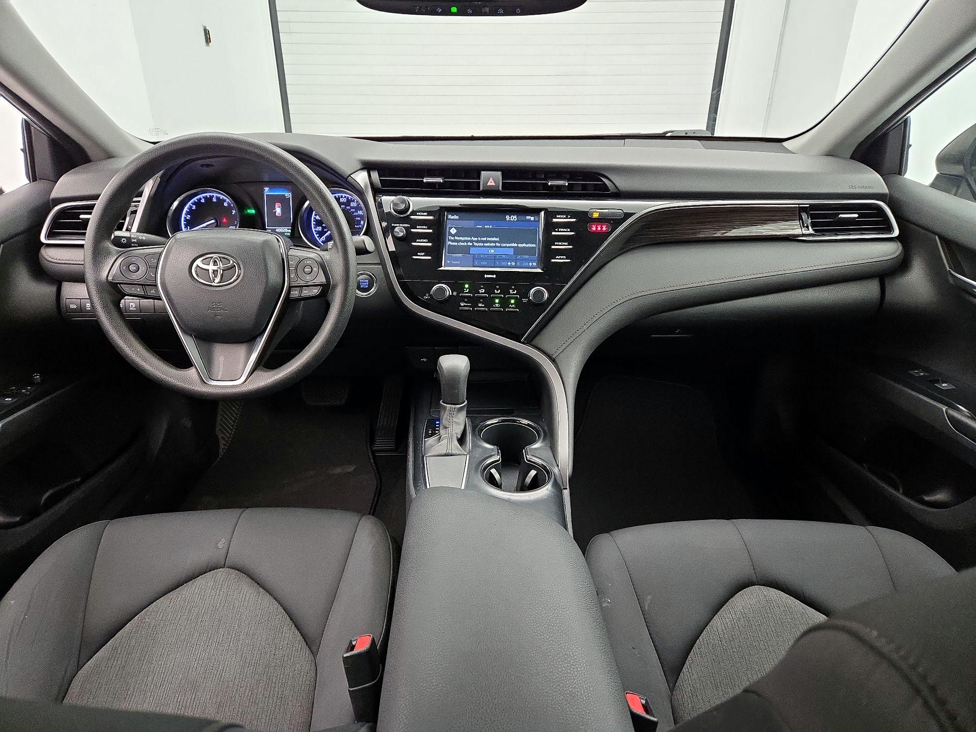 Thumbnail: 2020 Toyota Camry - 9