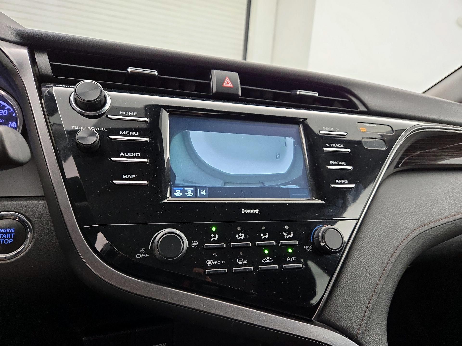 Thumbnail: 2020 Toyota Camry - 14