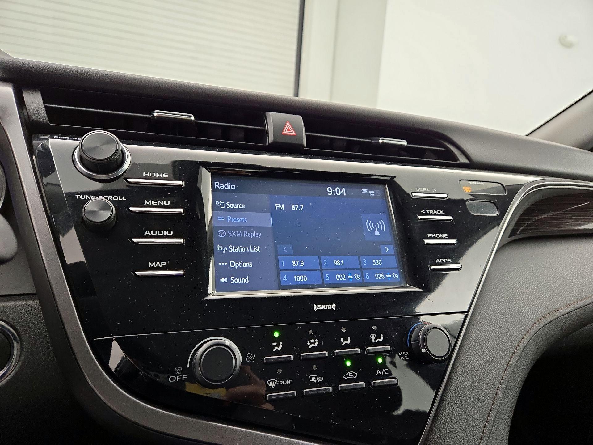 Thumbnail: 2020 Toyota Camry - 15