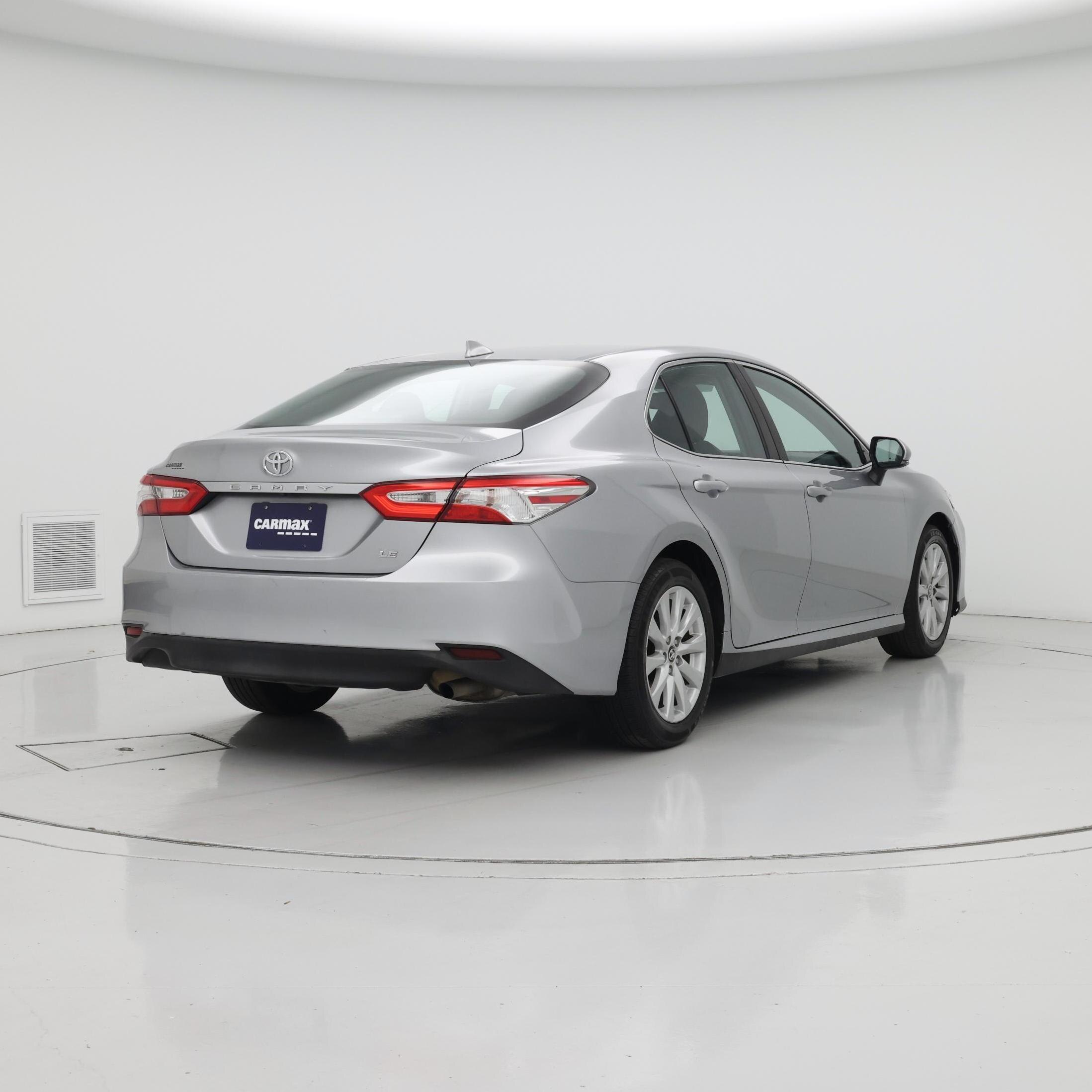 Thumbnail: 2020 Toyota Camry - 8