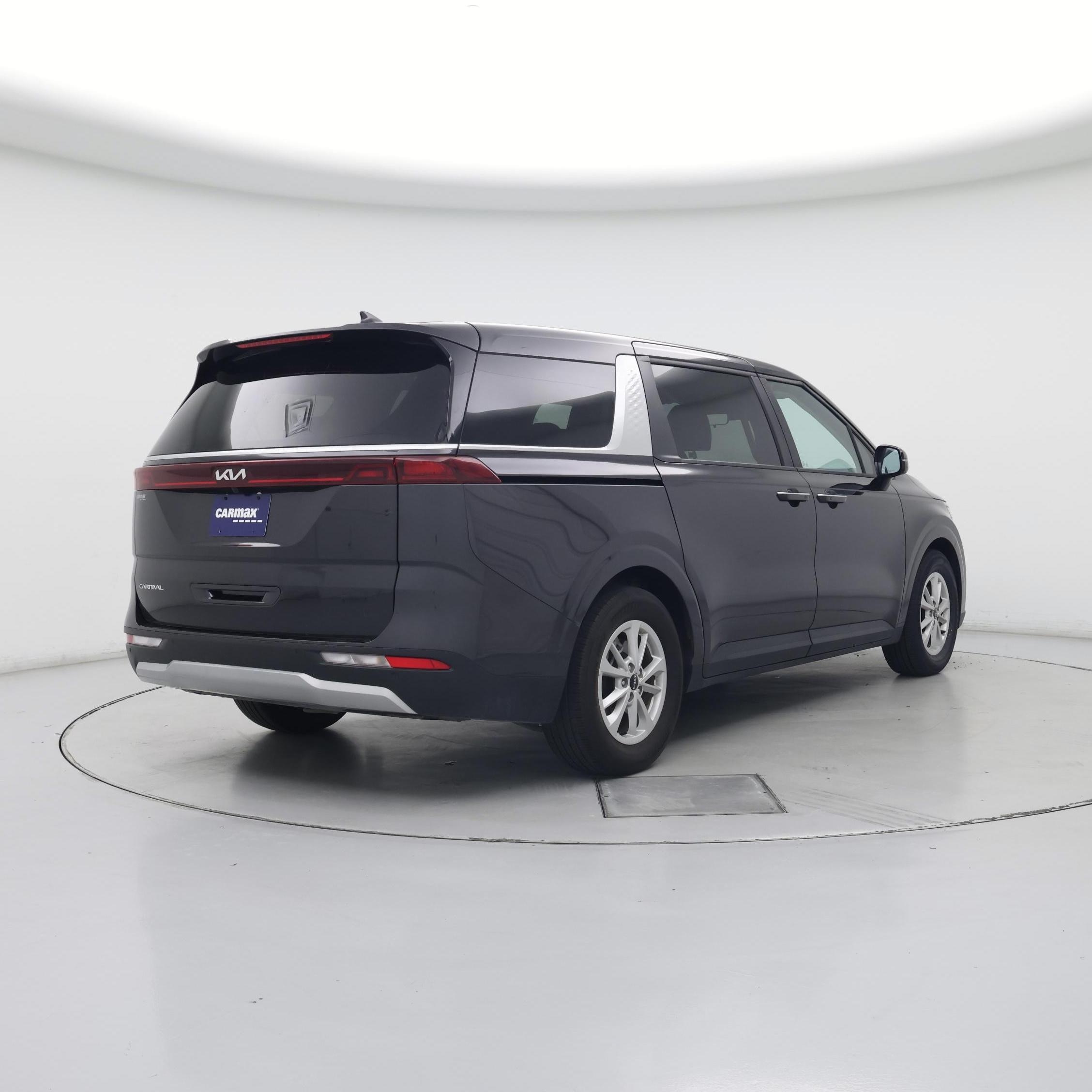 Thumbnail: 2024 Kia Carnival - 8