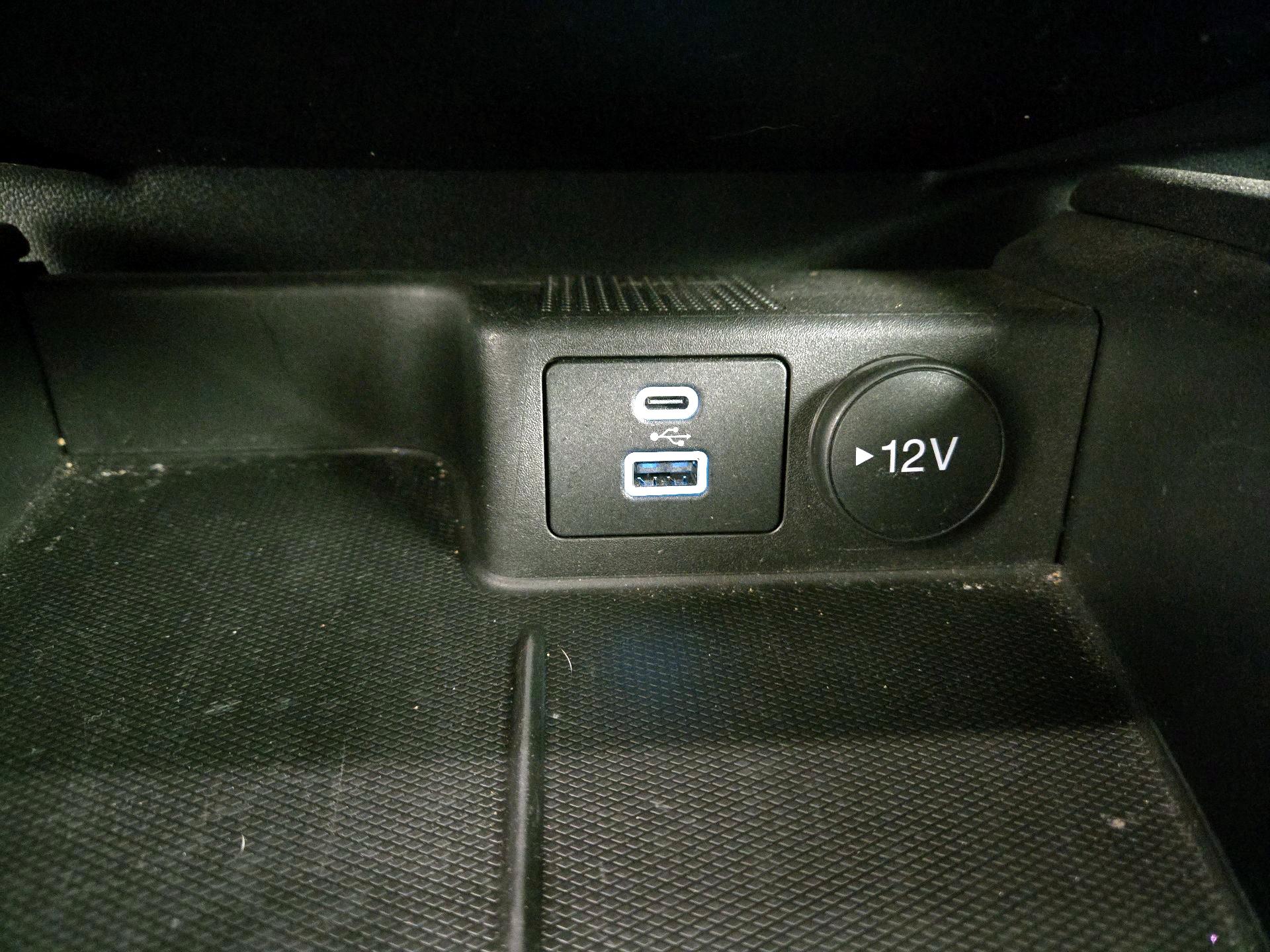 Thumbnail: 2023 Ford Escape - 19