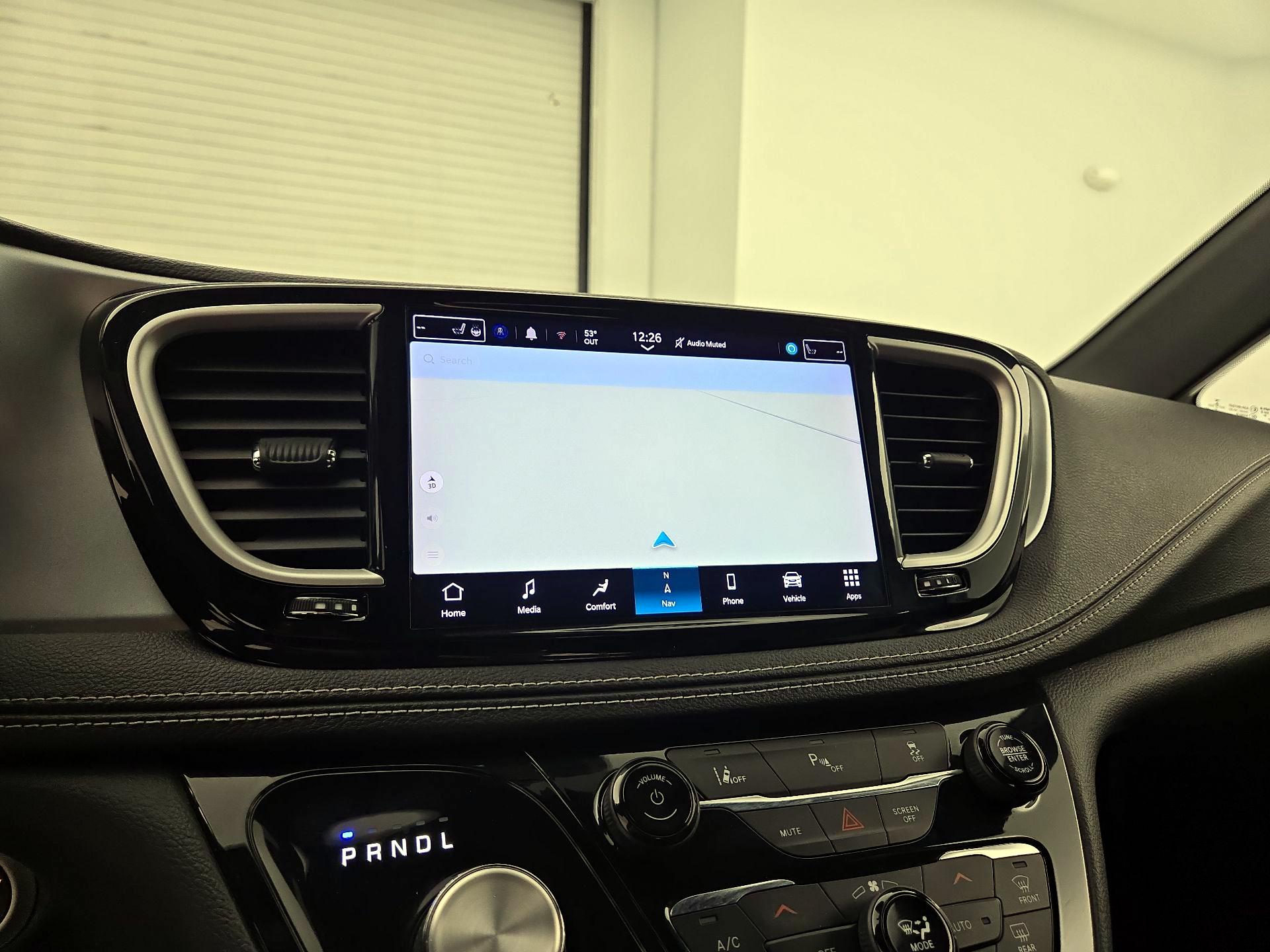 Thumbnail: 2023 Chrysler Pacifica - 14