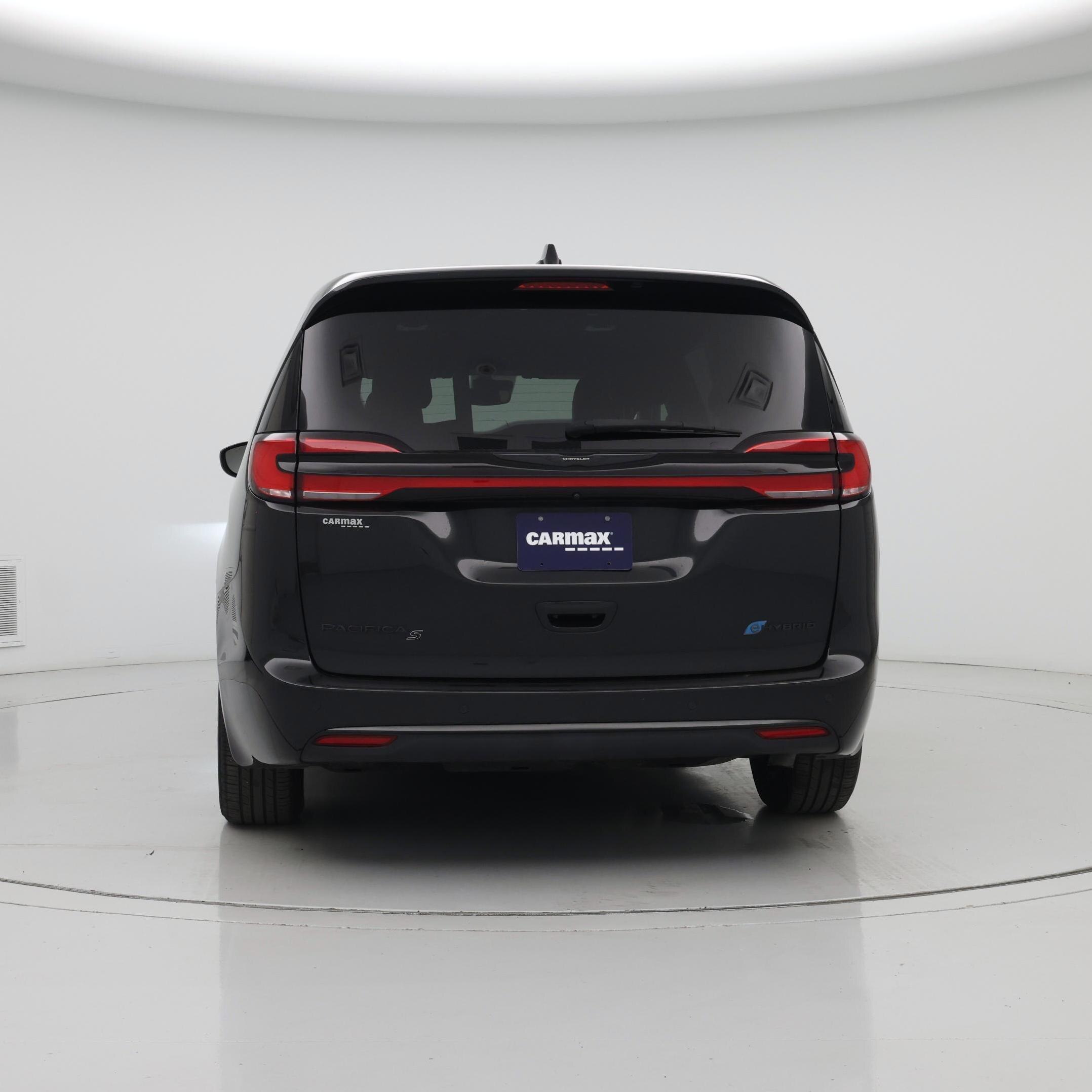 Thumbnail: 2023 Chrysler Pacifica - 6