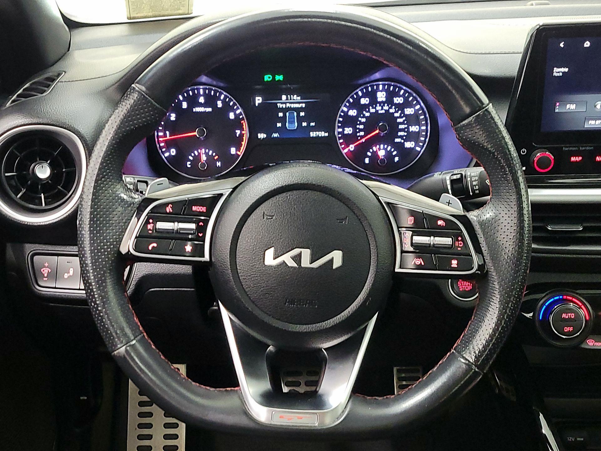 Thumbnail: 2022 Kia Forte - 10