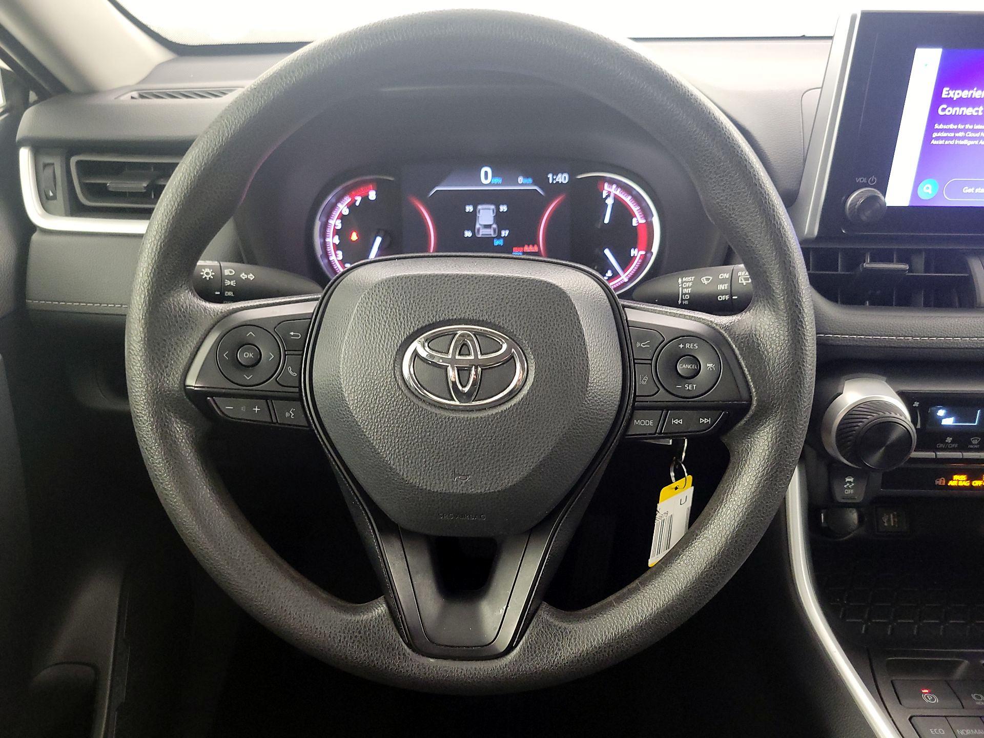 Thumbnail: 2024 Toyota RAV4 - 10