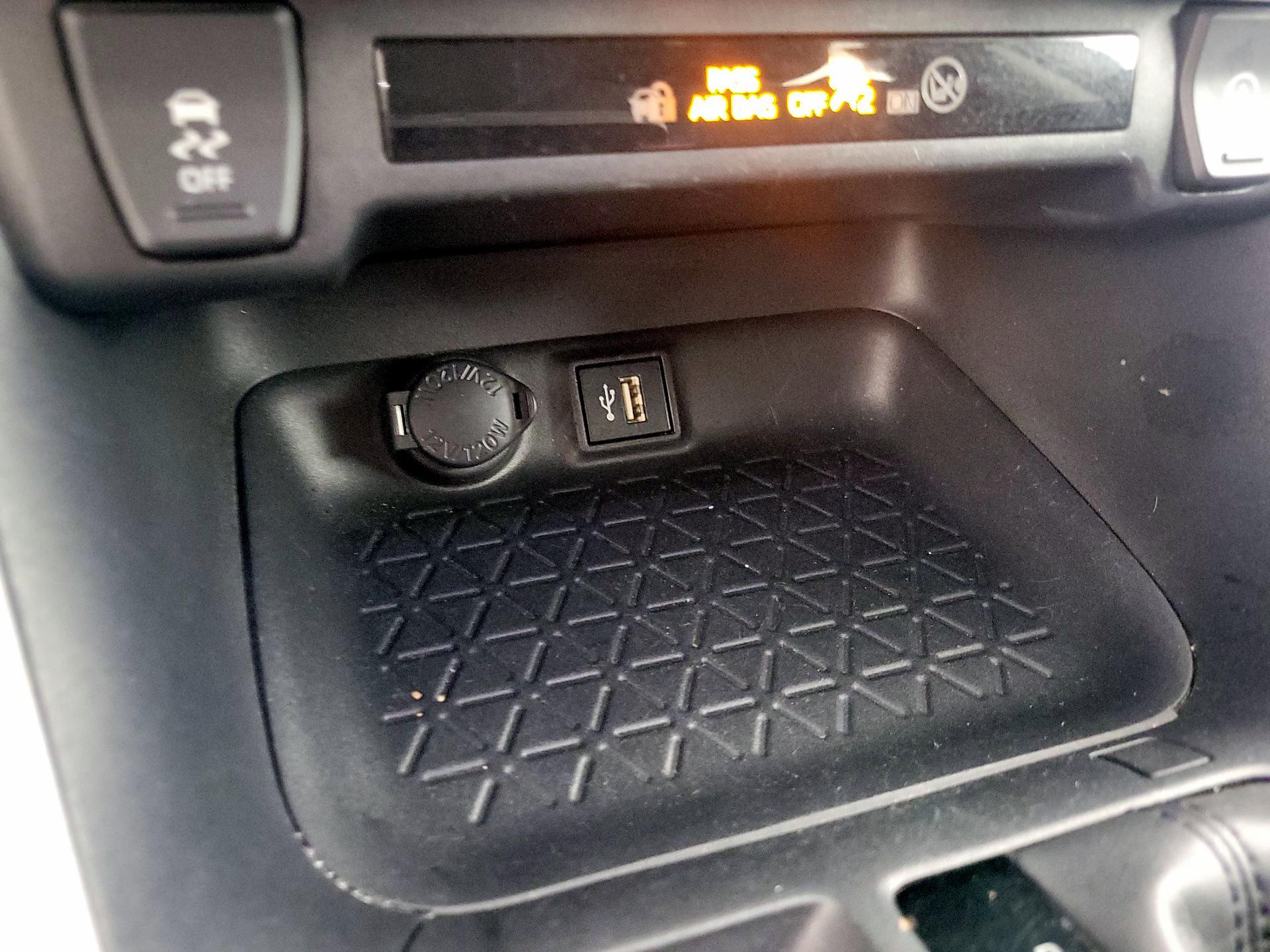 Thumbnail: 2024 Toyota RAV4 - 19