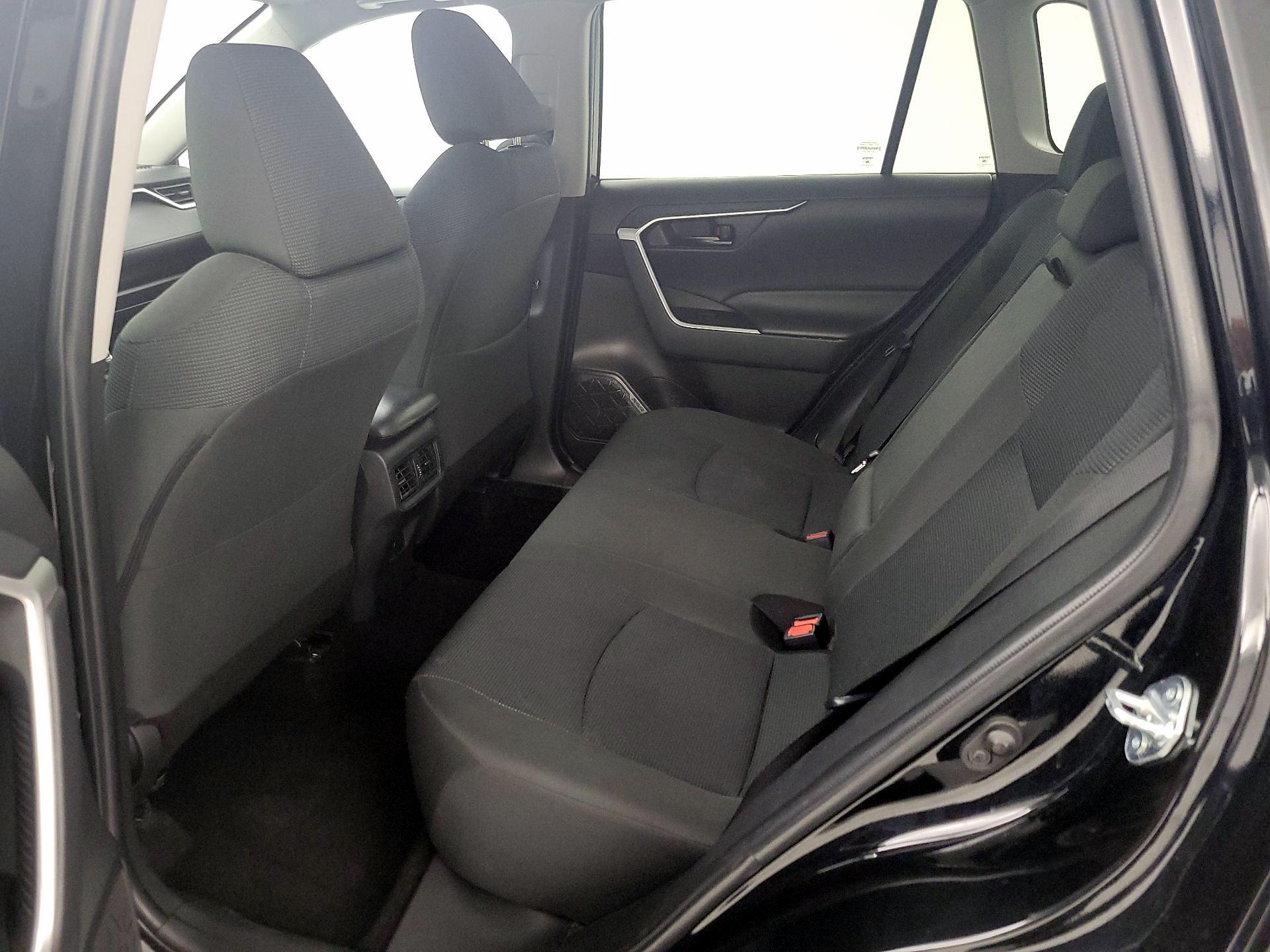 Thumbnail: 2024 Toyota RAV4 - 20