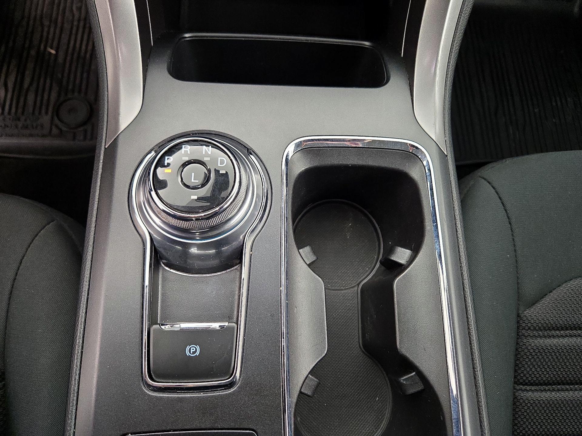 Thumbnail: 2020 Ford Fusion - 17