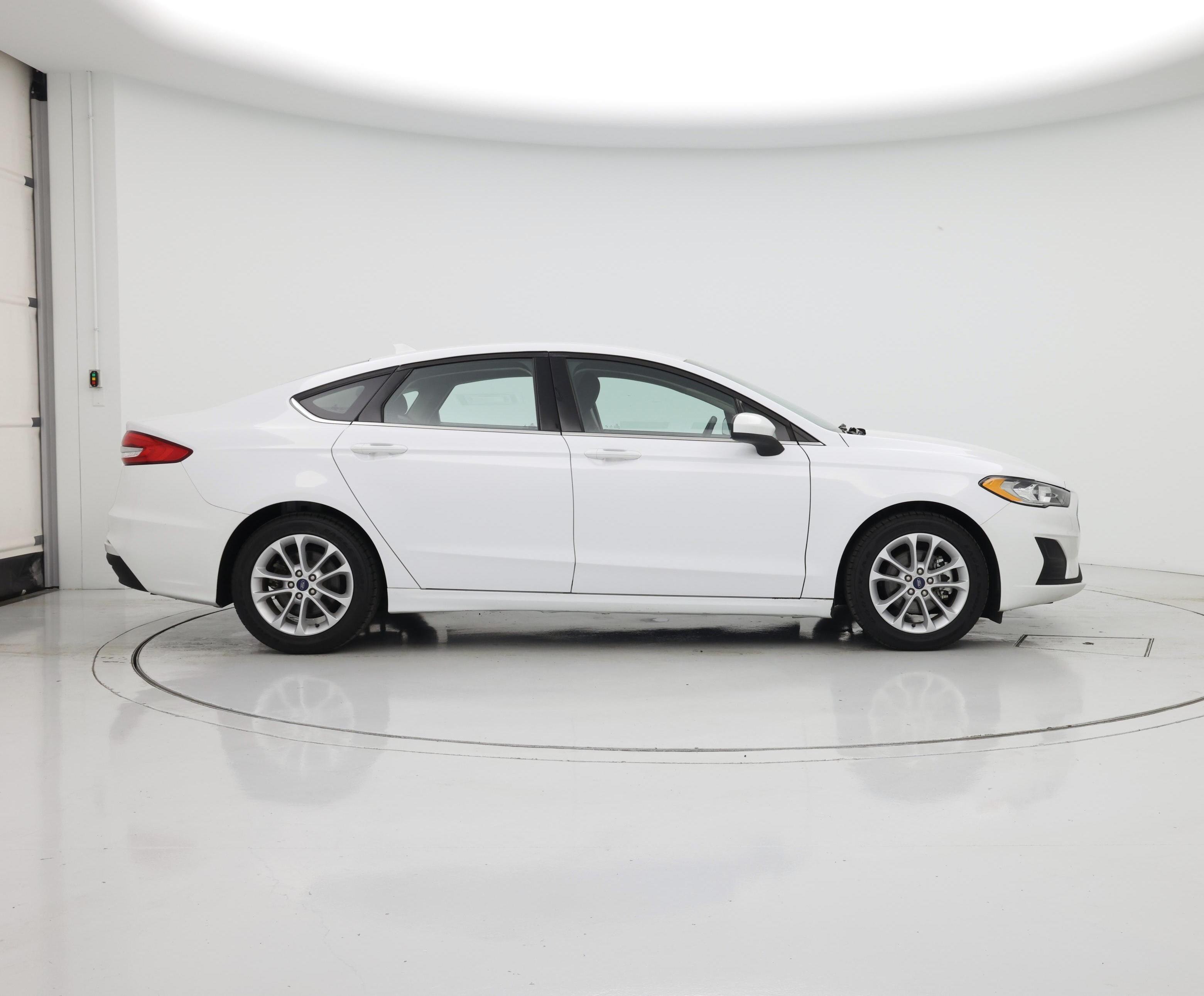 Thumbnail: 2020 Ford Fusion - 7