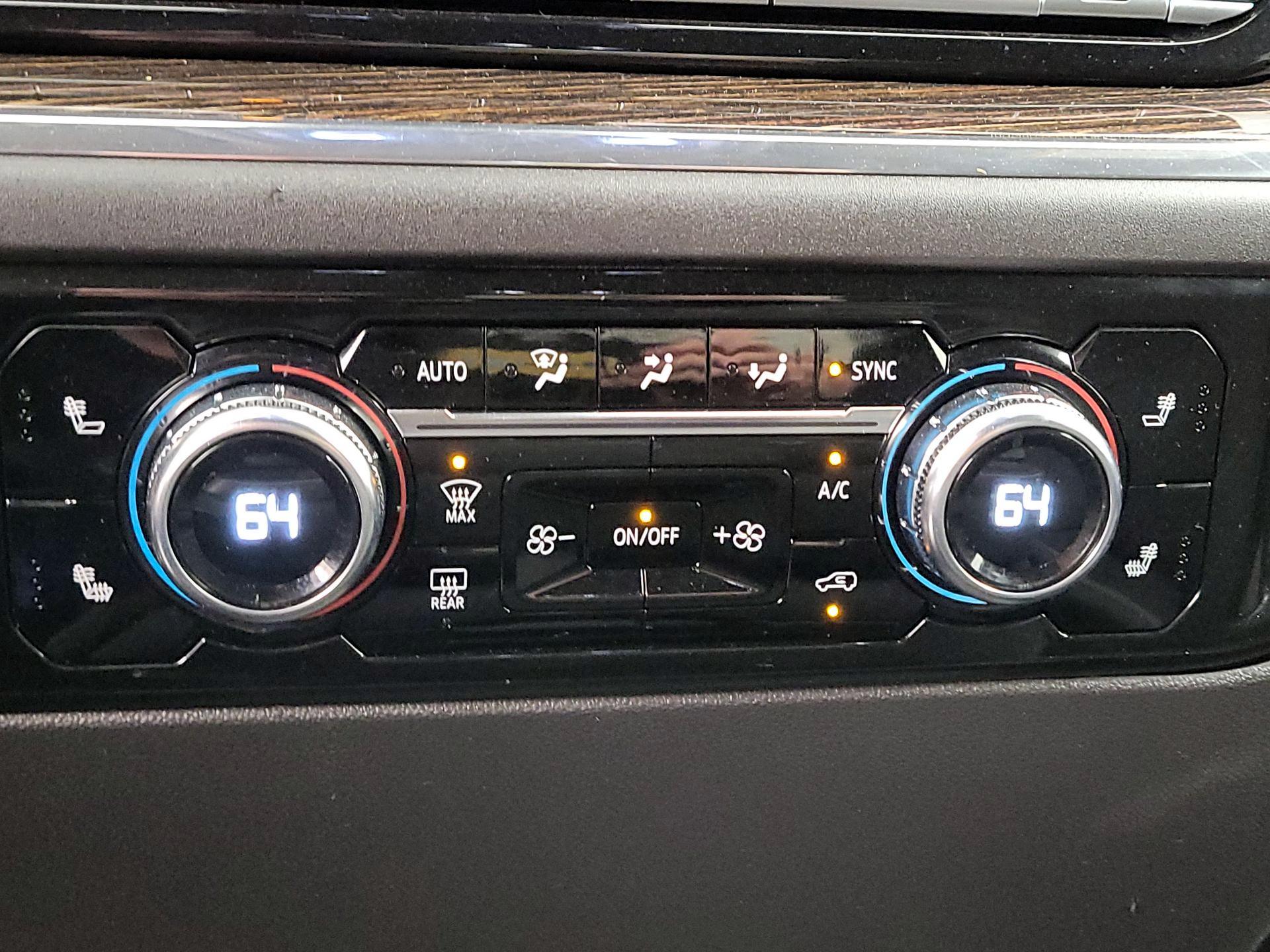 Thumbnail: 2023 GMC Sierra 1500 - 16