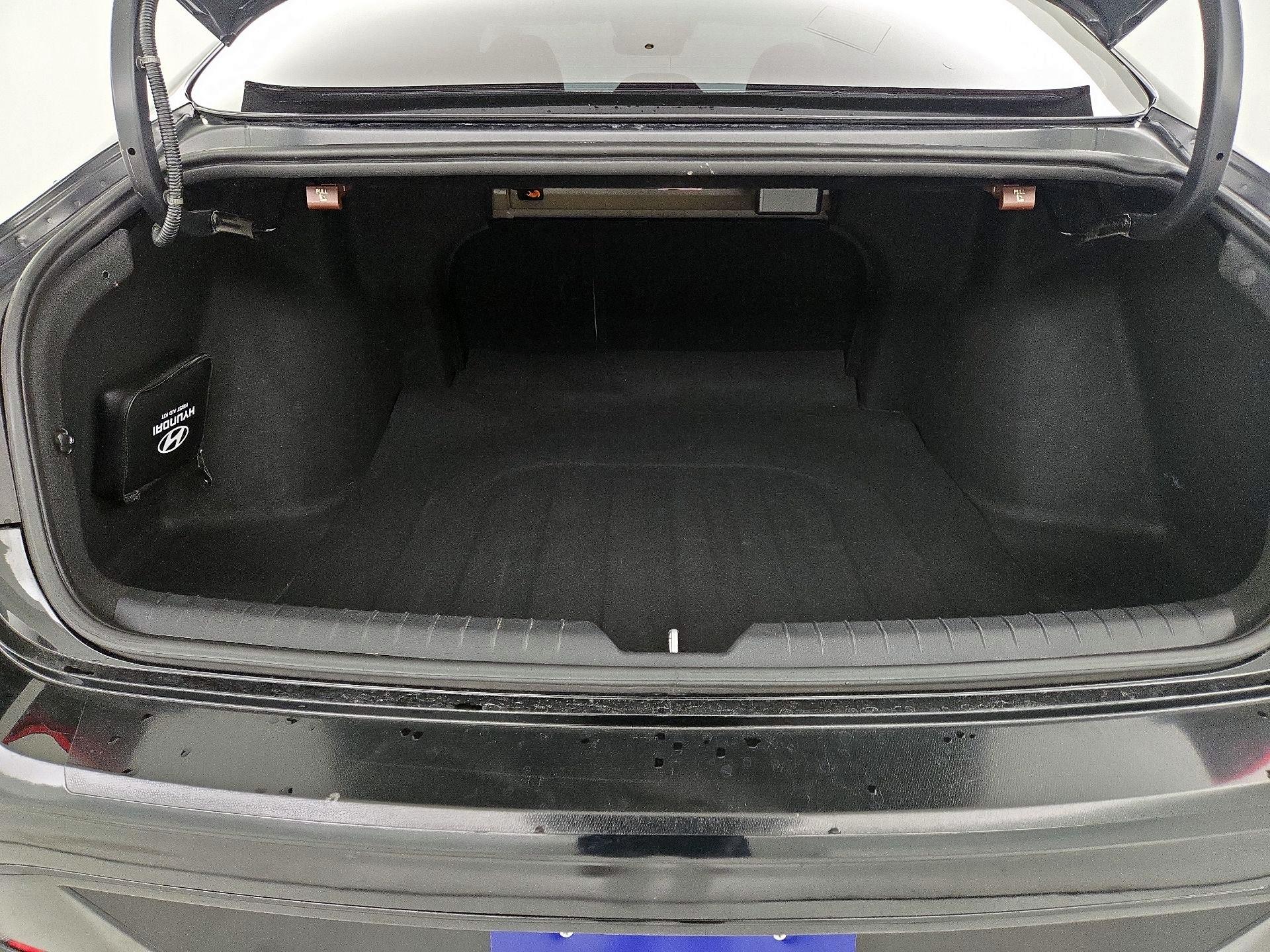 Thumbnail: 2020 Hyundai Sonata - 20