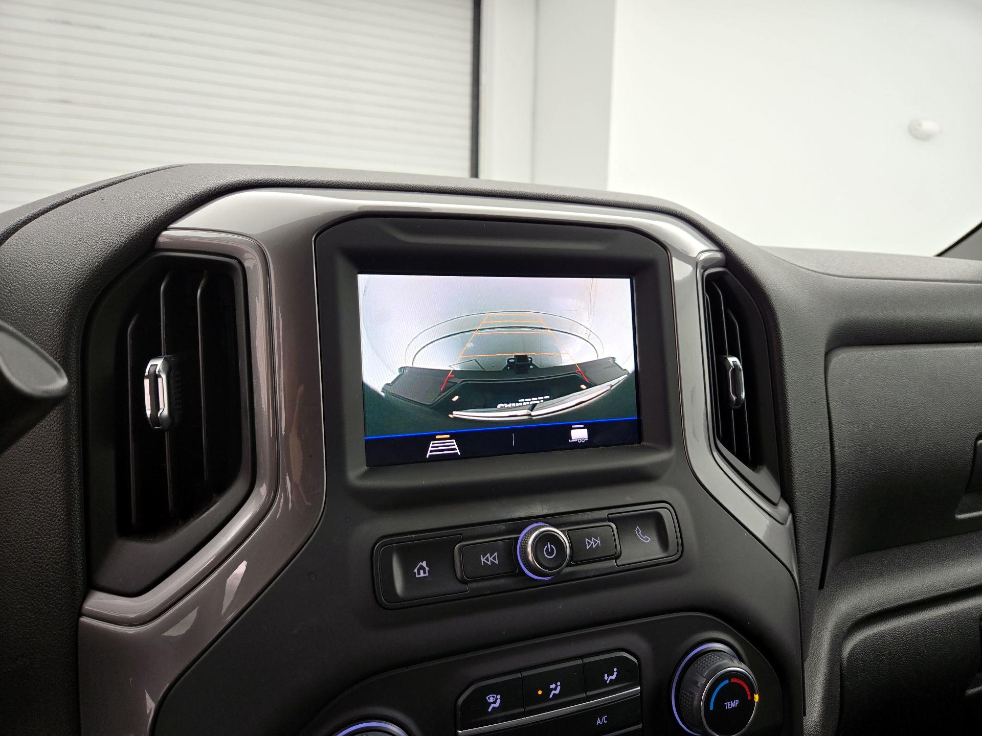 Thumbnail: 2022 Chevrolet Silverado 1500 - 14