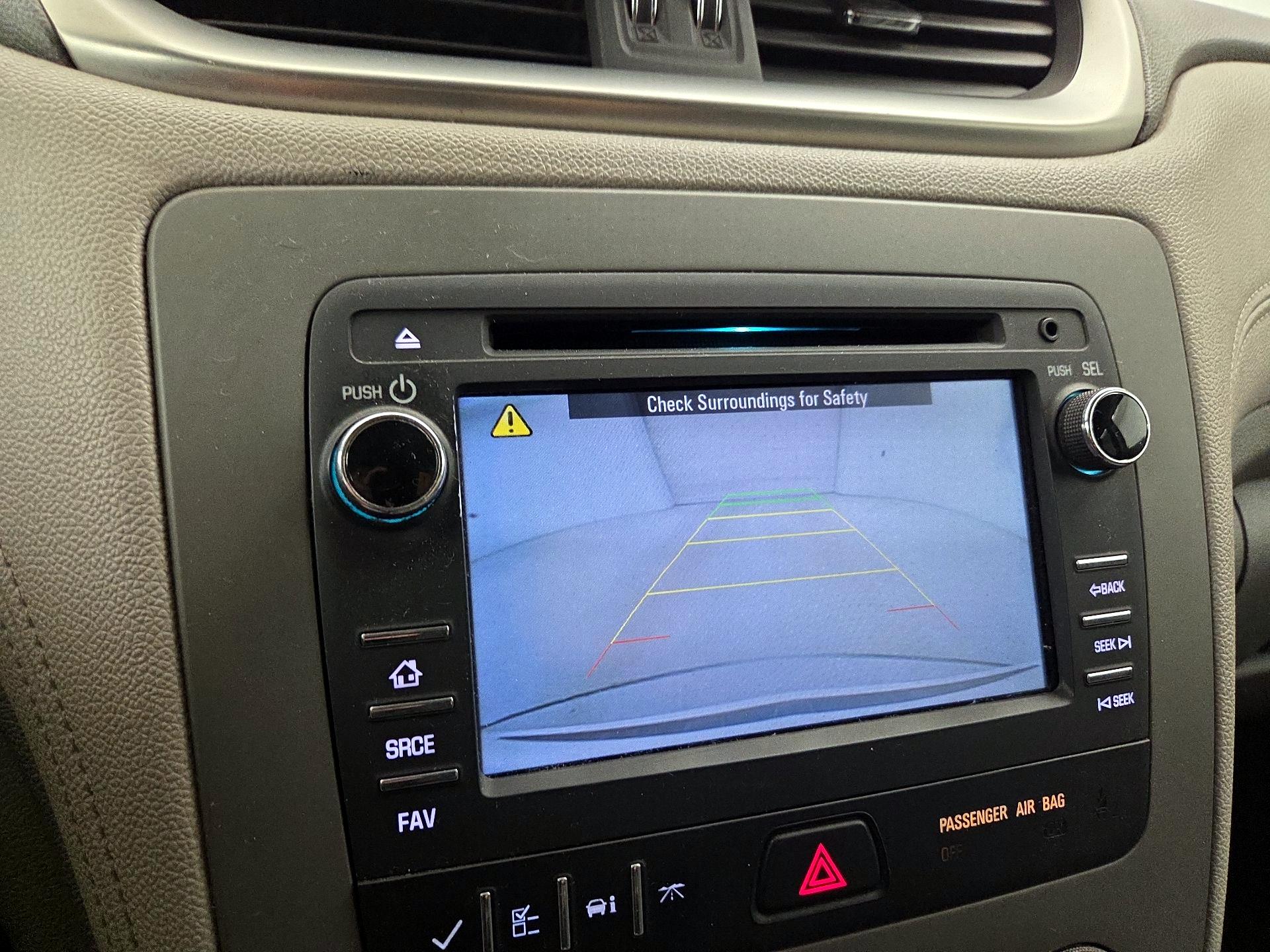 Thumbnail: 2014 Chevrolet Traverse - 14