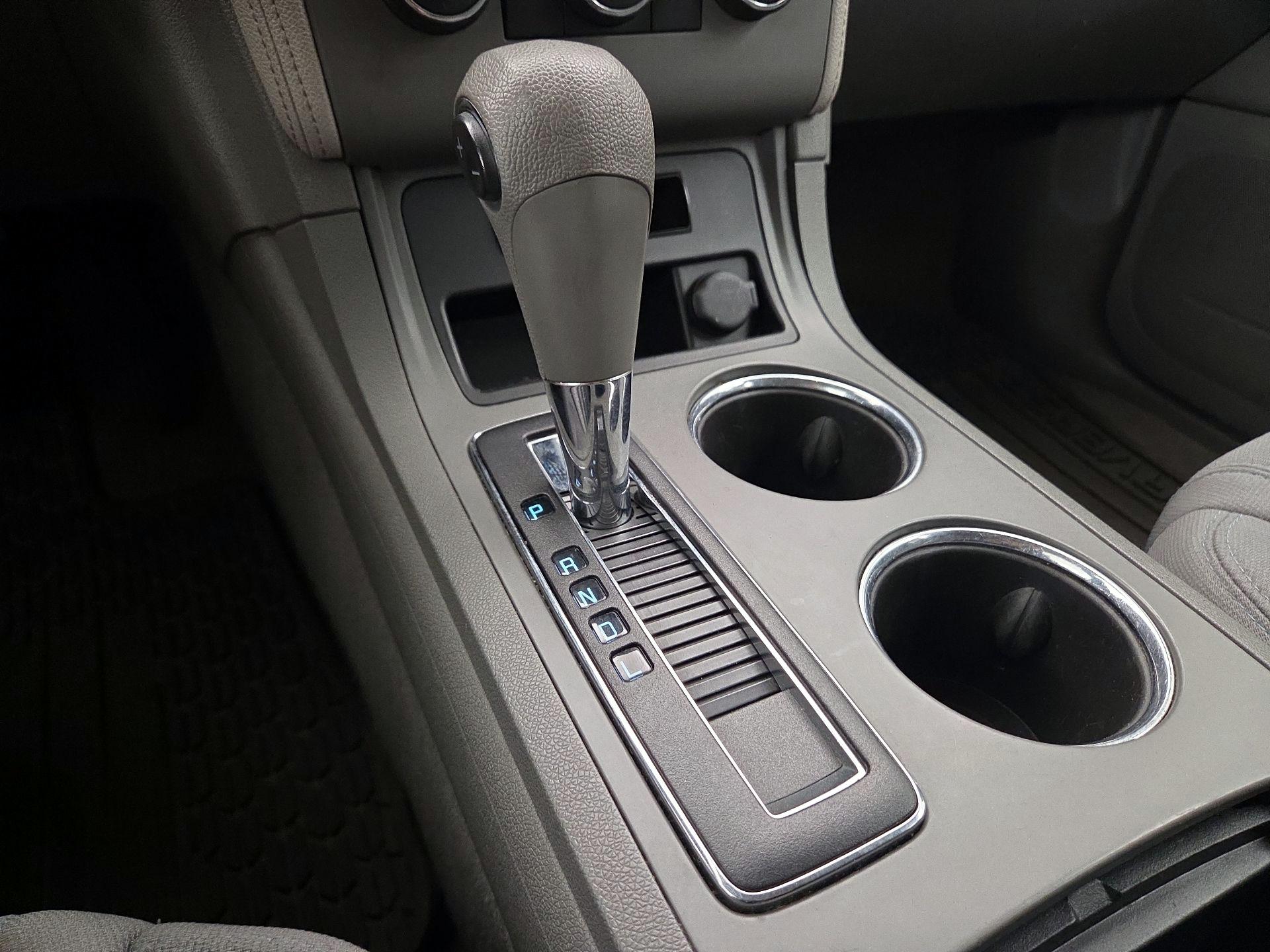 Thumbnail: 2014 Chevrolet Traverse - 17