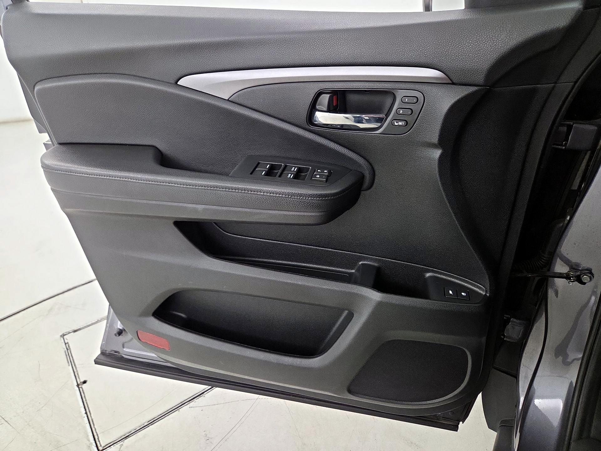 Thumbnail: 2021 Honda Passport - 12