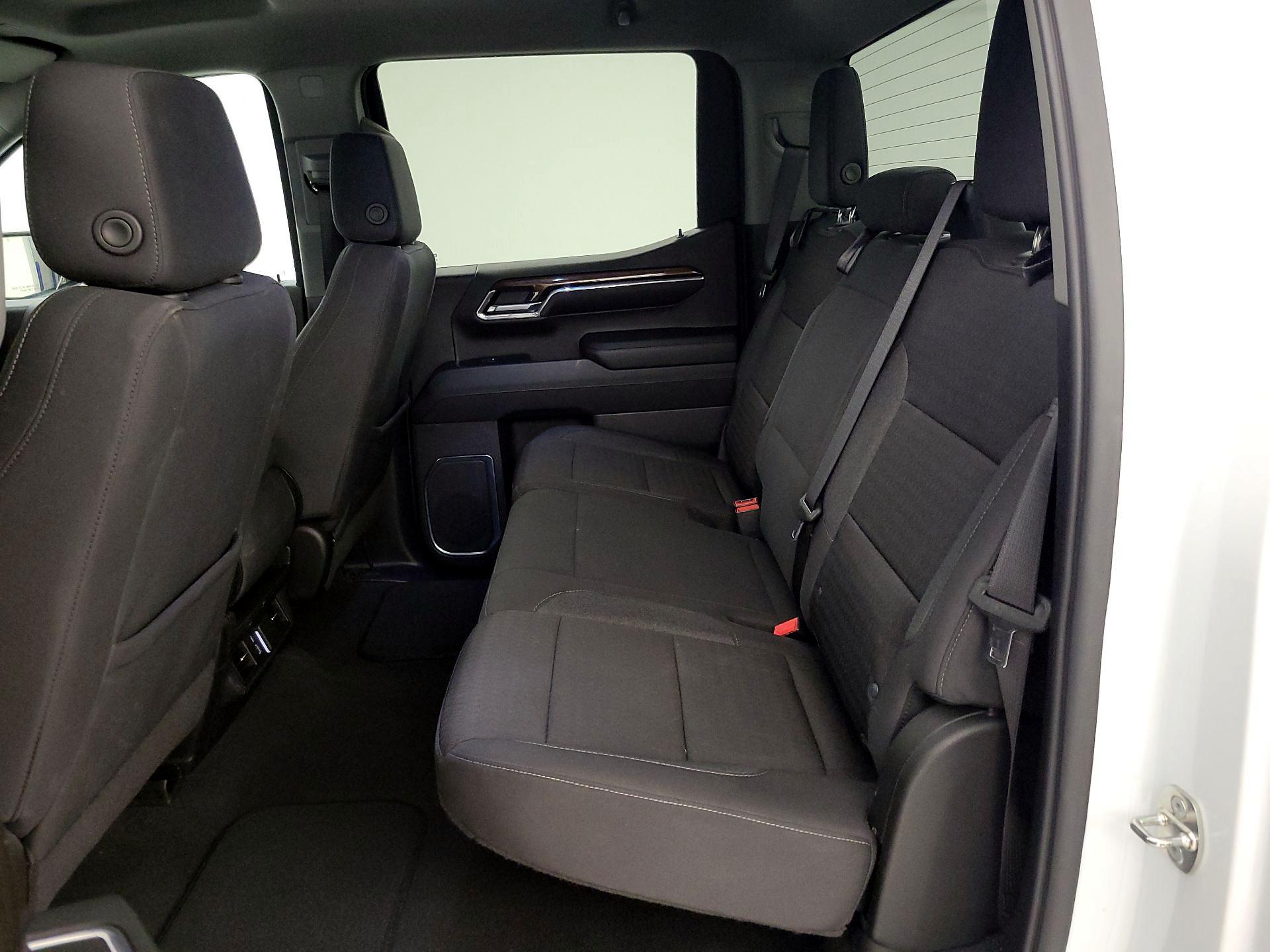 Thumbnail: 2024 Chevrolet Silverado 1500 - 20