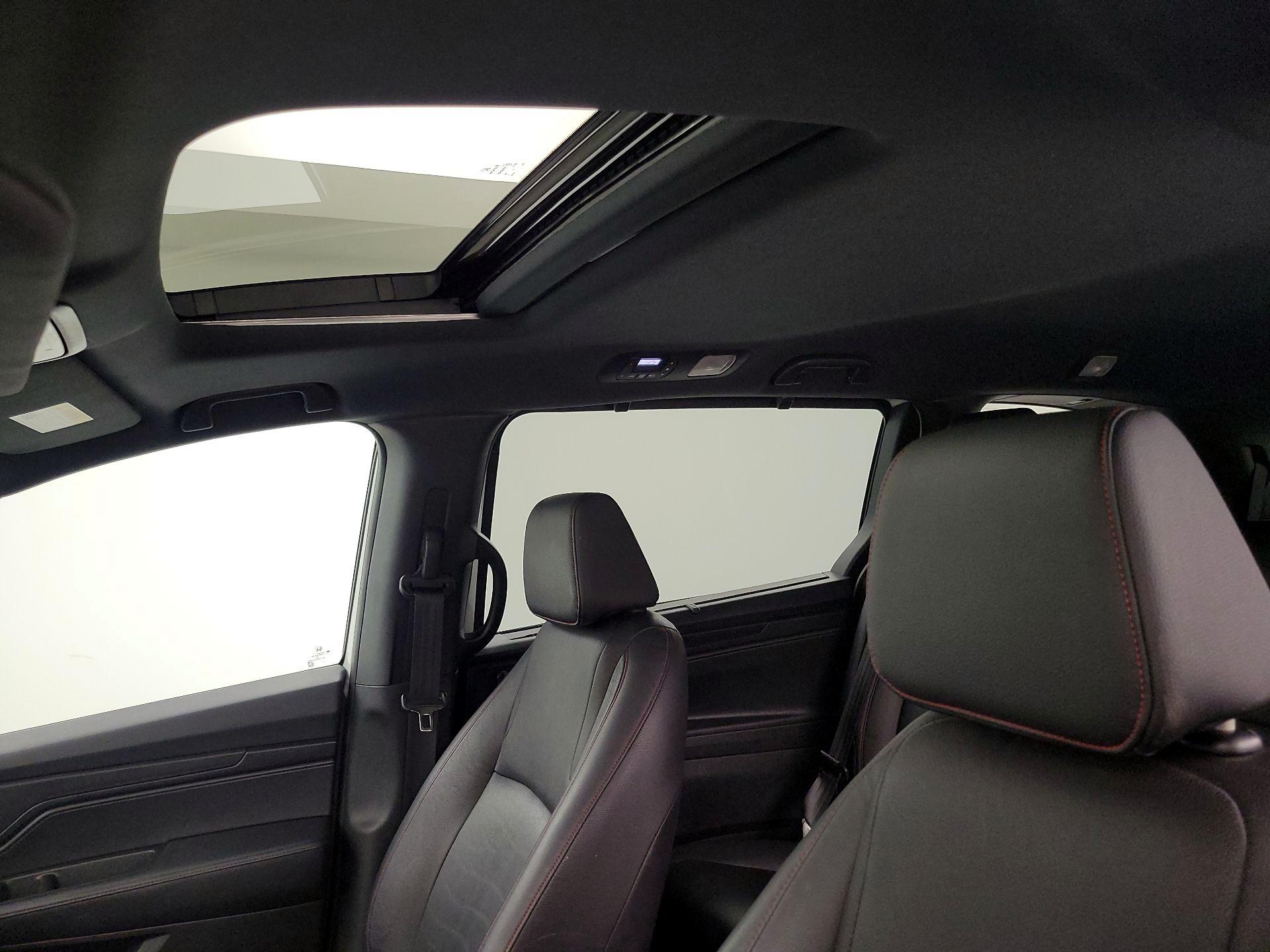 Thumbnail: 2023 Honda Odyssey - 19