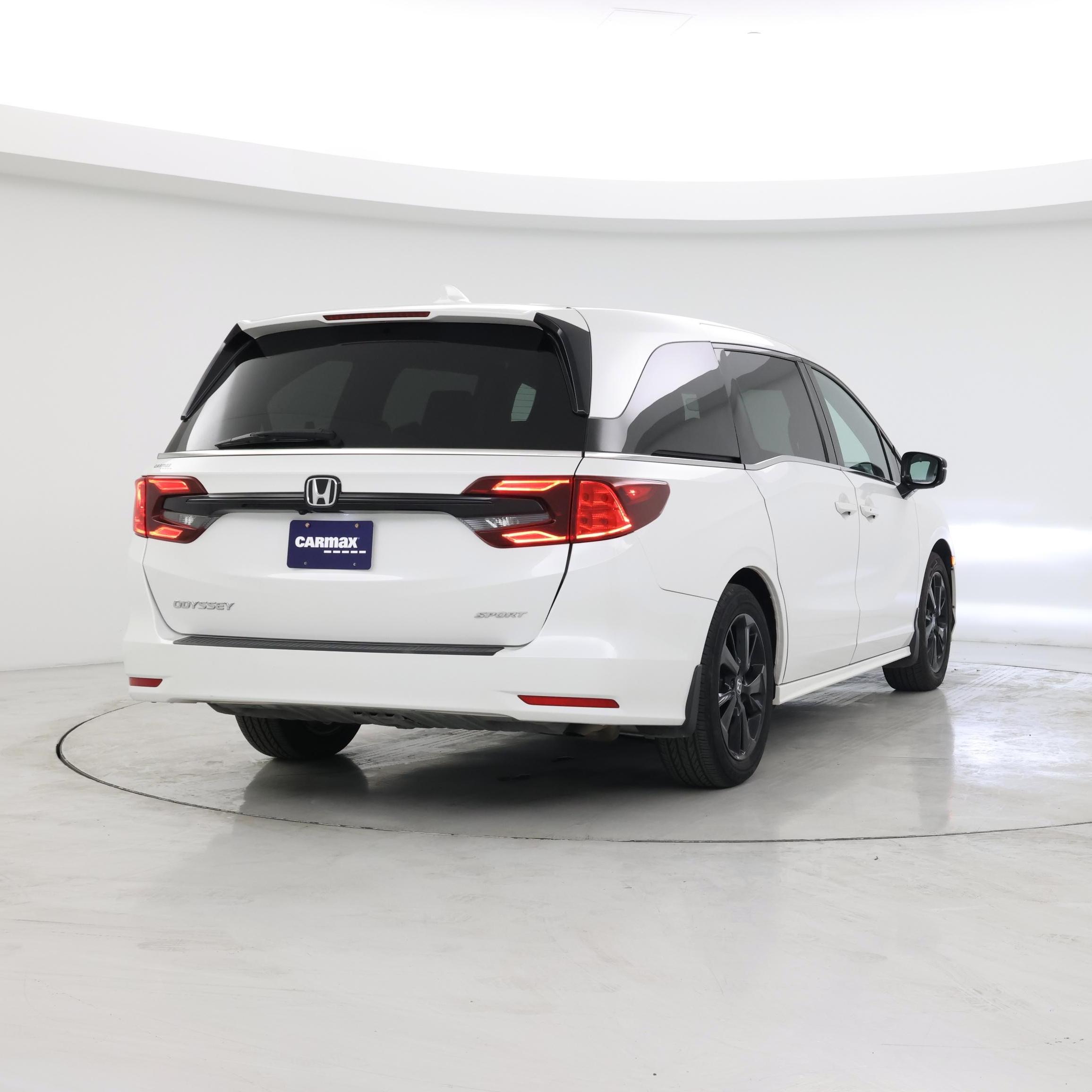 Thumbnail: 2023 Honda Odyssey - 8