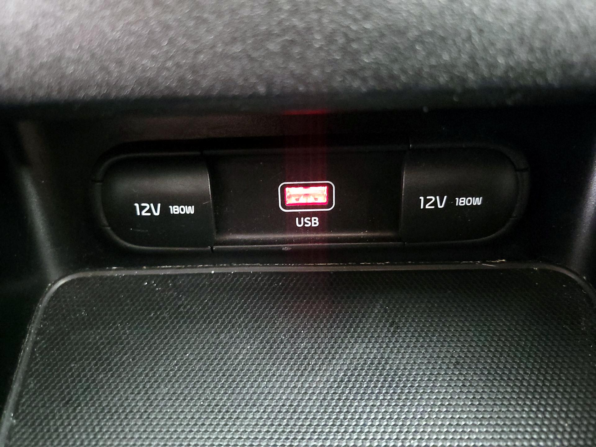 Thumbnail: 2023 Kia Forte - 18