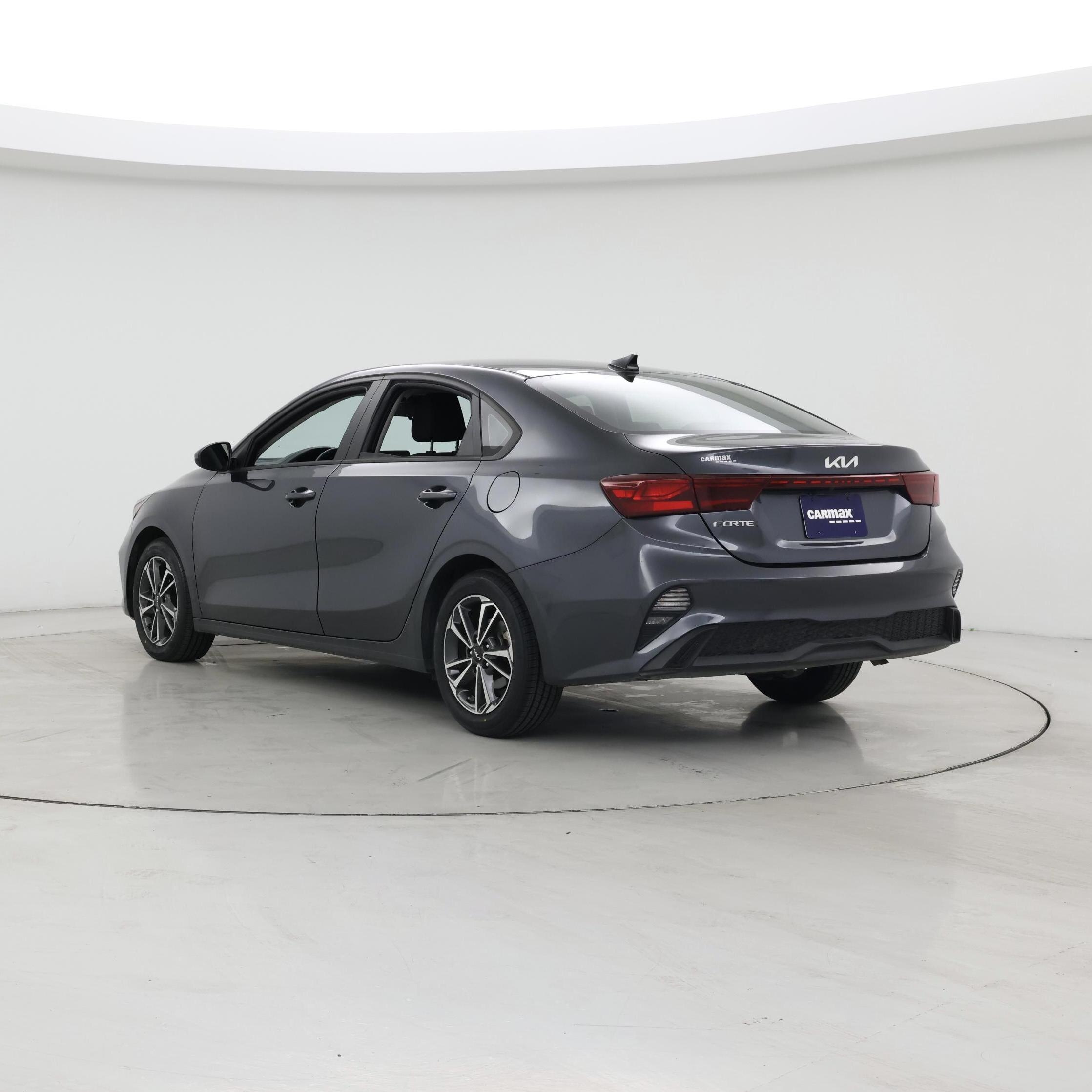 Thumbnail: 2023 Kia Forte - 2