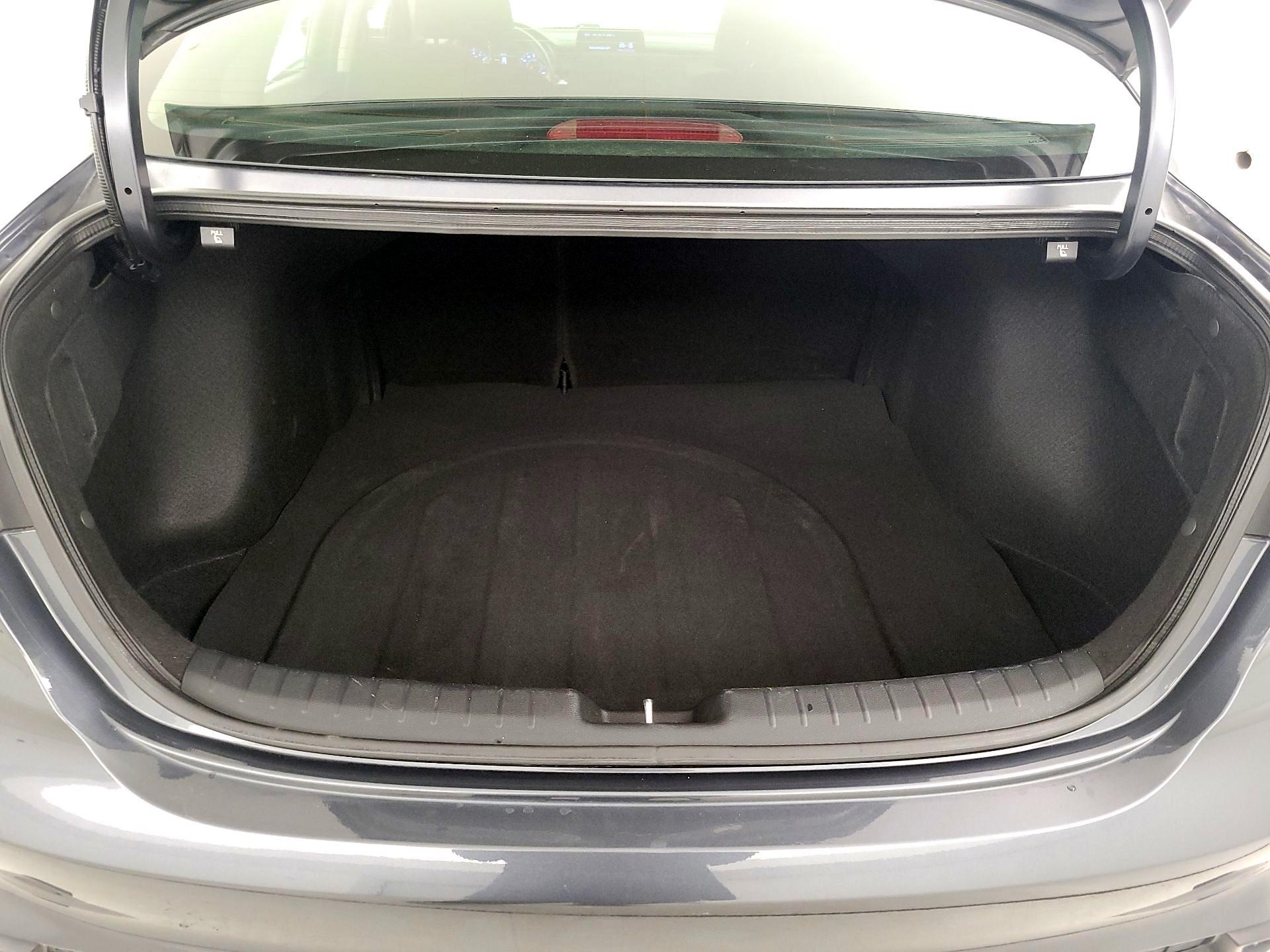 Thumbnail: 2023 Kia Forte - 20