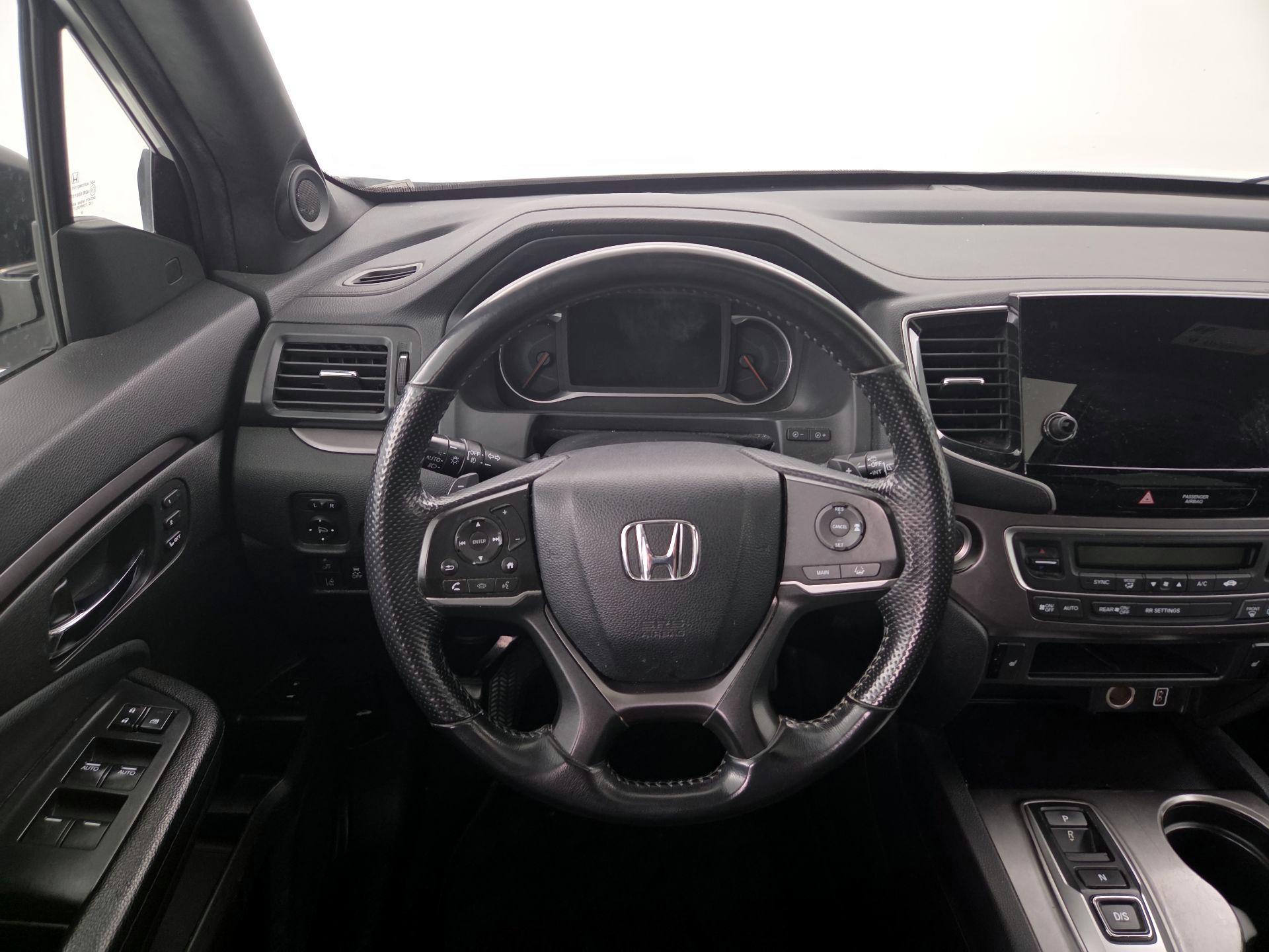 Thumbnail: 2019 Honda Passport - 10