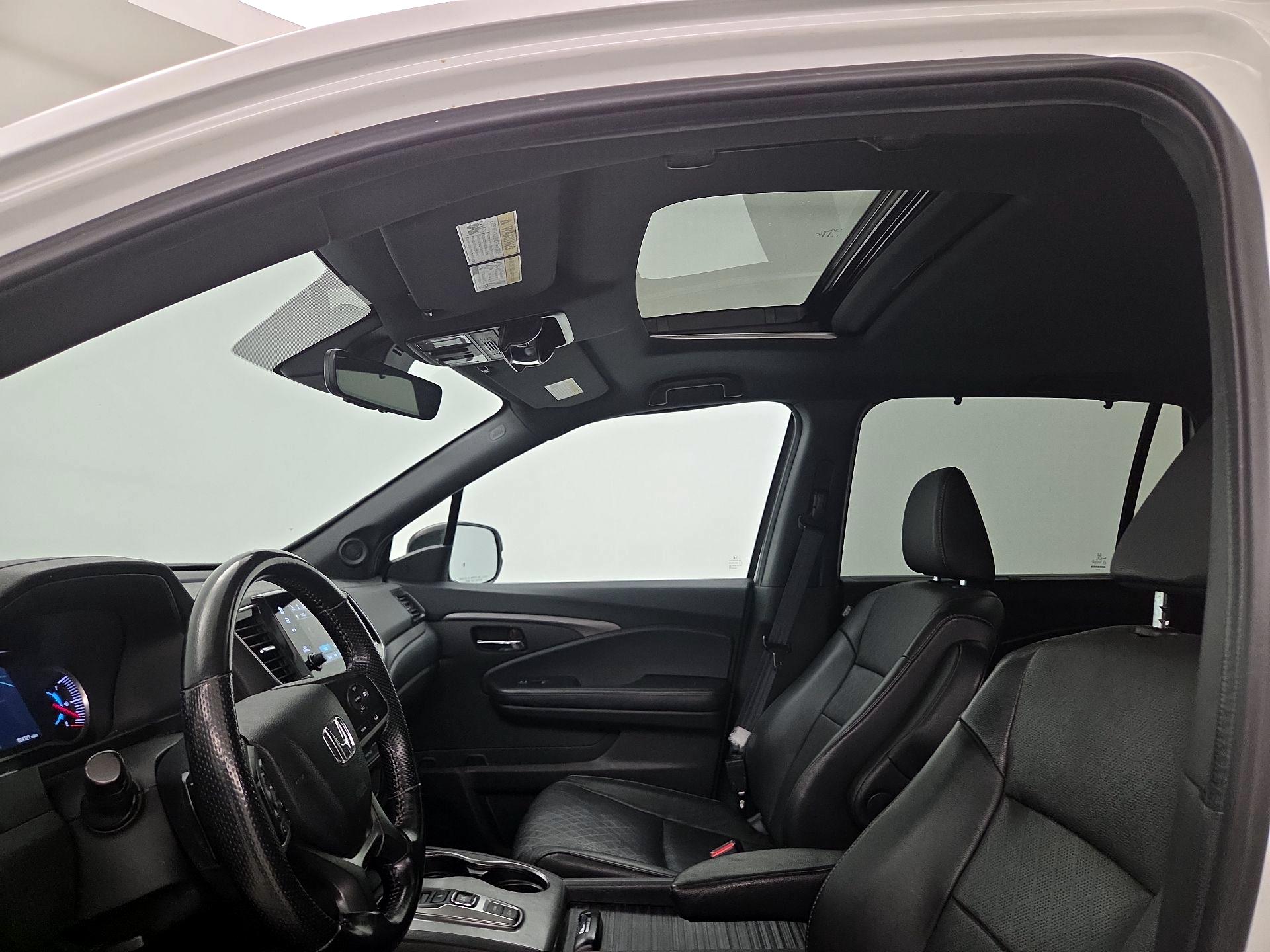 Thumbnail: 2019 Honda Passport - 19