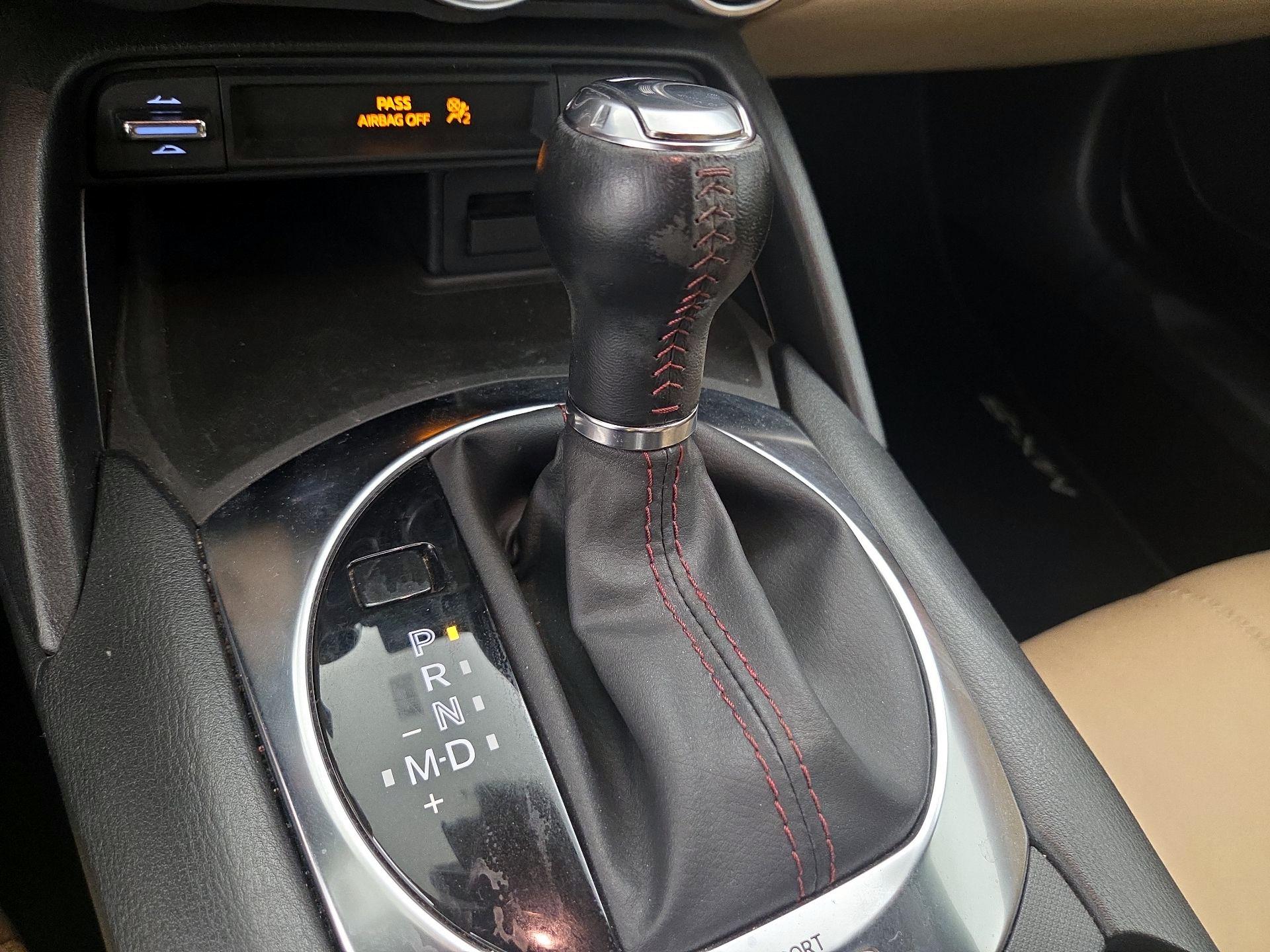 Thumbnail: 2018 Mazda MX-5 Miata - 17