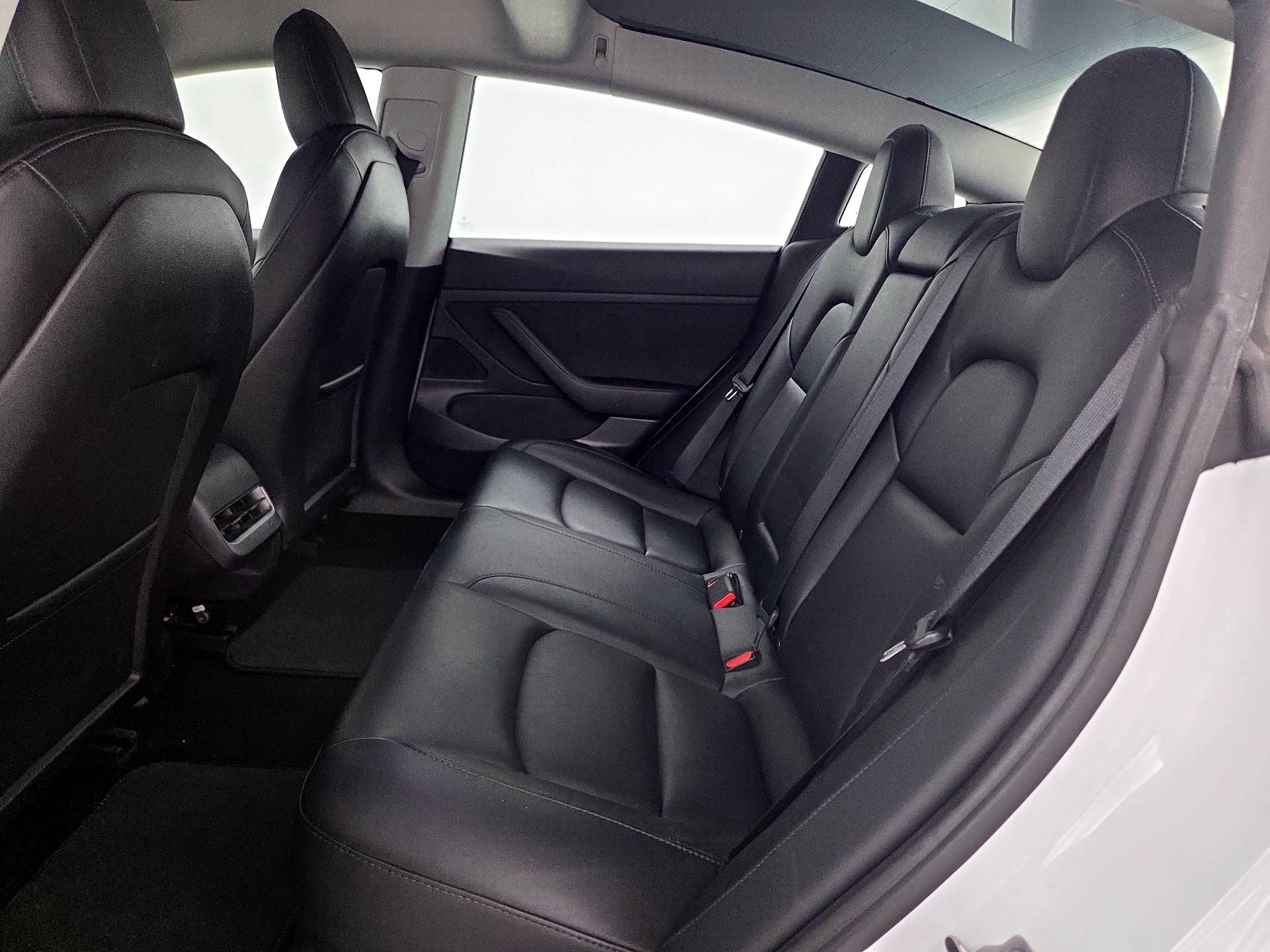 Thumbnail: 2021 Tesla Model 3 - 20