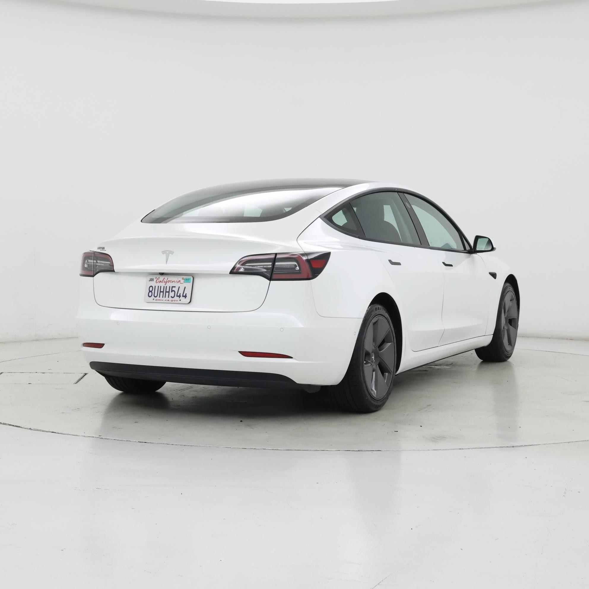 Thumbnail: 2021 Tesla Model 3 - 8