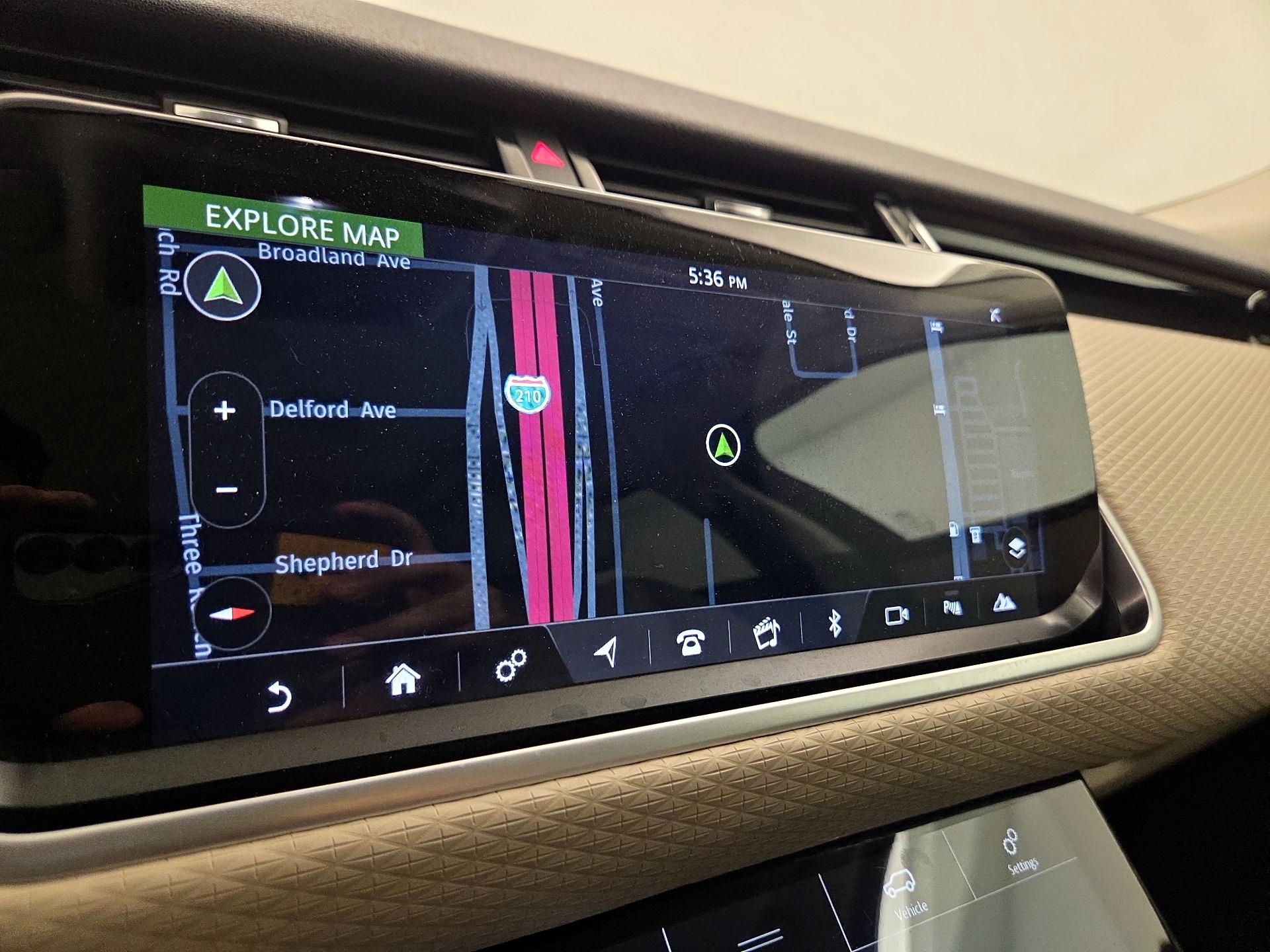 Thumbnail: 2019 Land Rover Range Rover Velar - 14