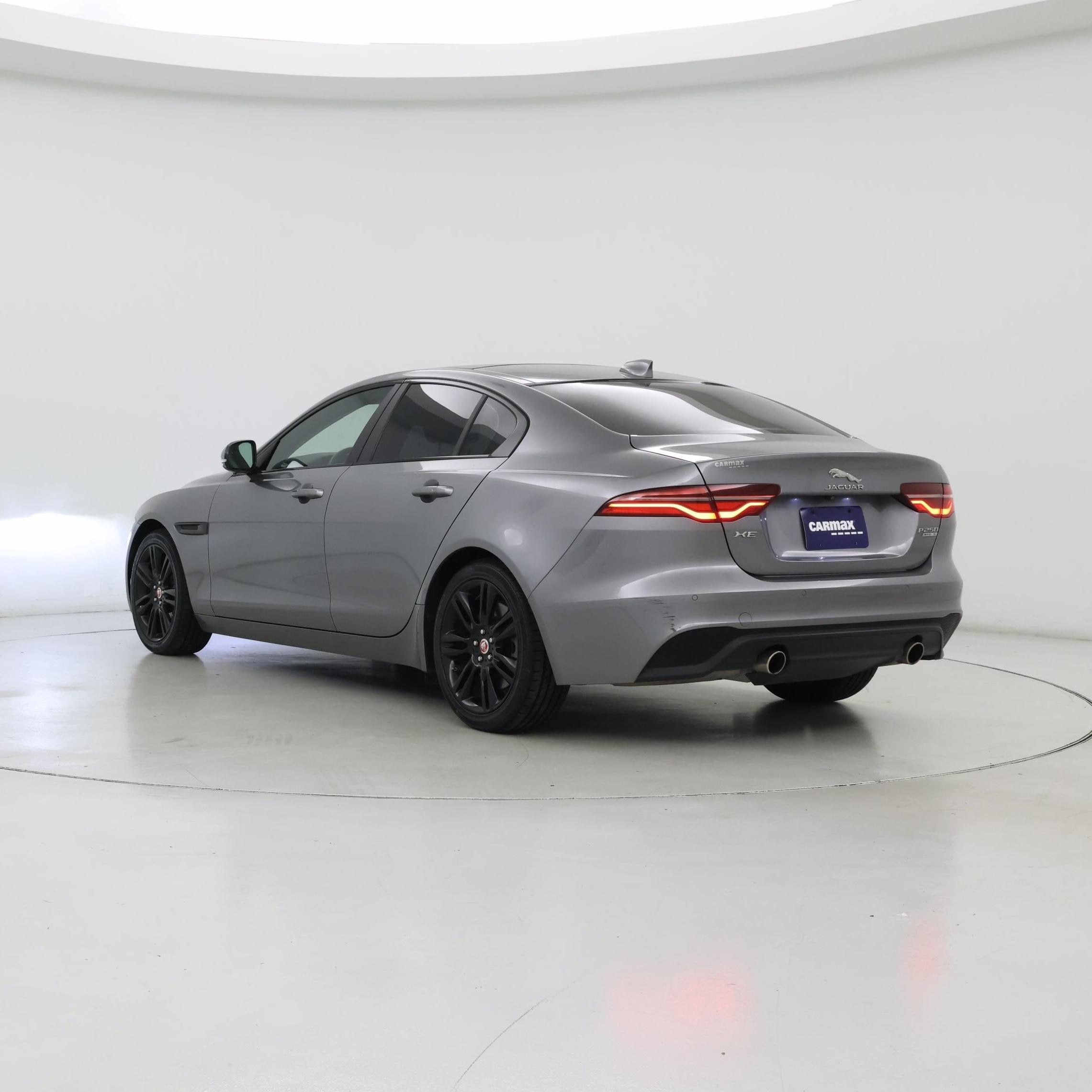 Thumbnail: 2020 Jaguar XE - 2