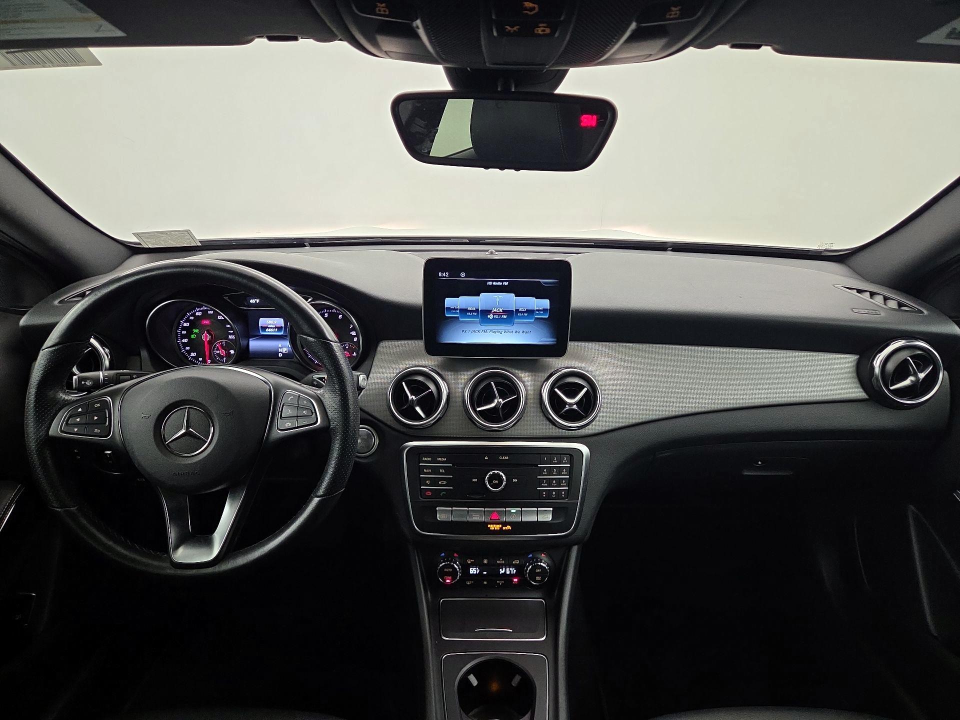 Thumbnail: 2019 Mercedes-Benz GLA - 9