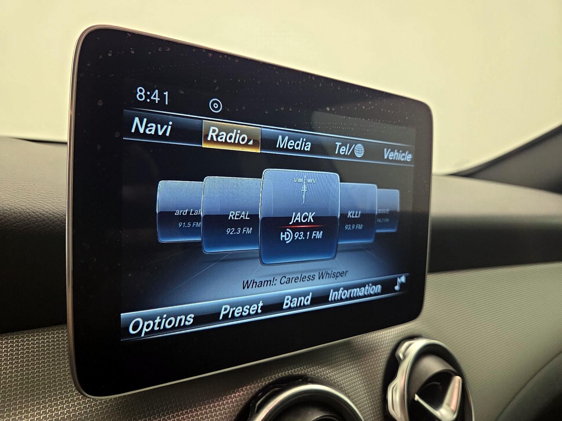 Thumbnail: 2019 Mercedes-Benz GLA - 15