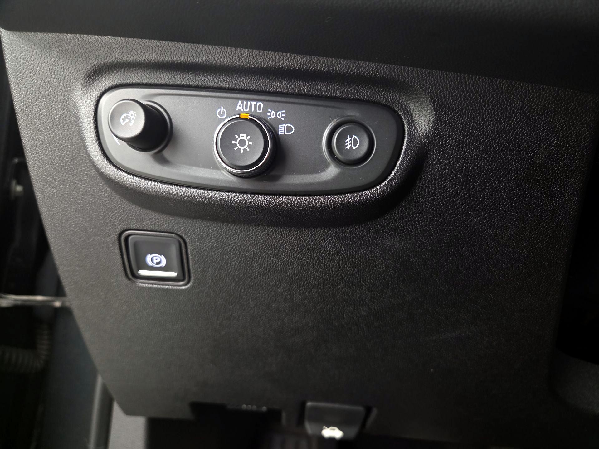 Thumbnail: 2018 GMC Terrain - 13