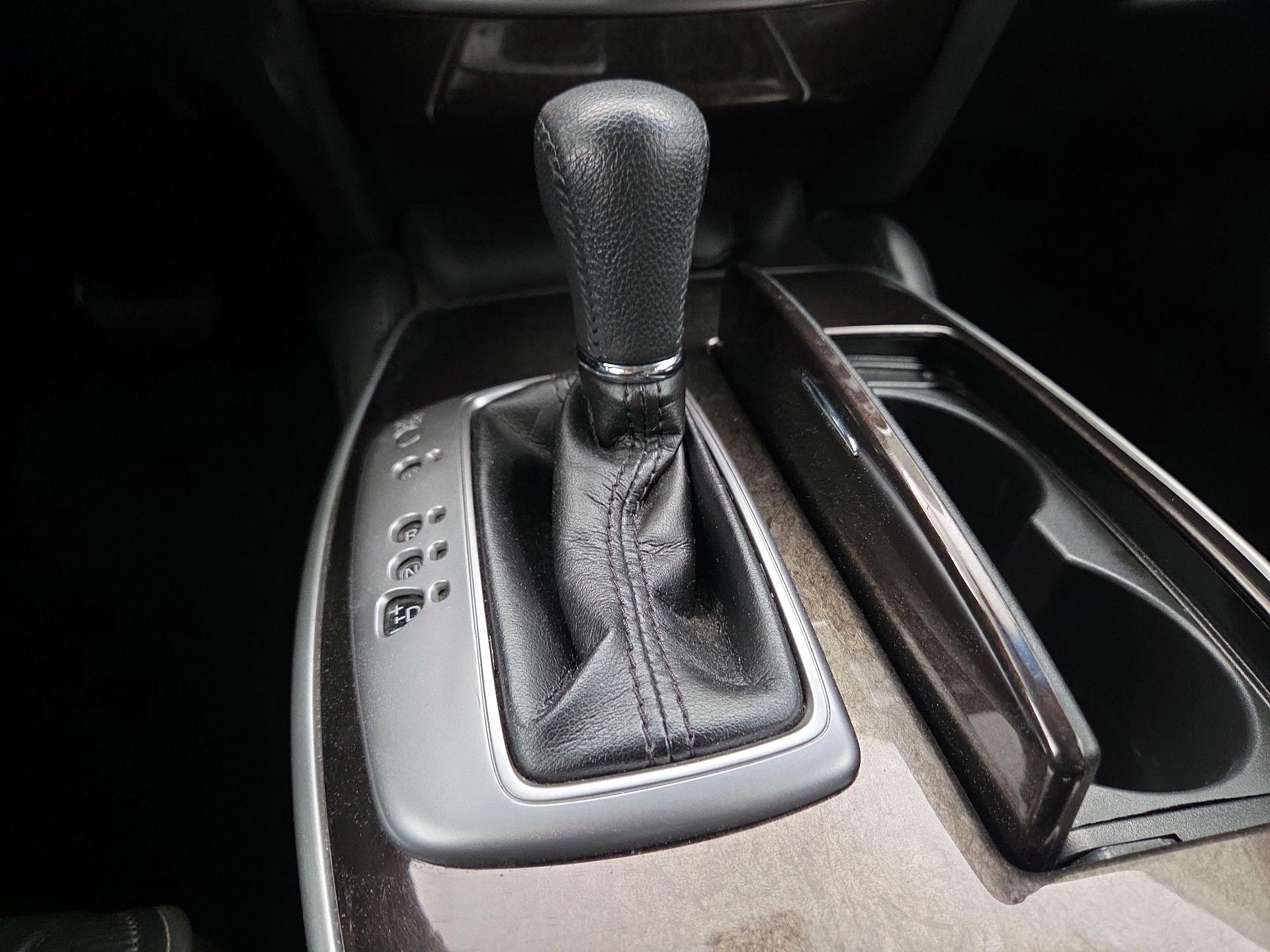 Thumbnail: 2015 INFINITI QX60 - 18